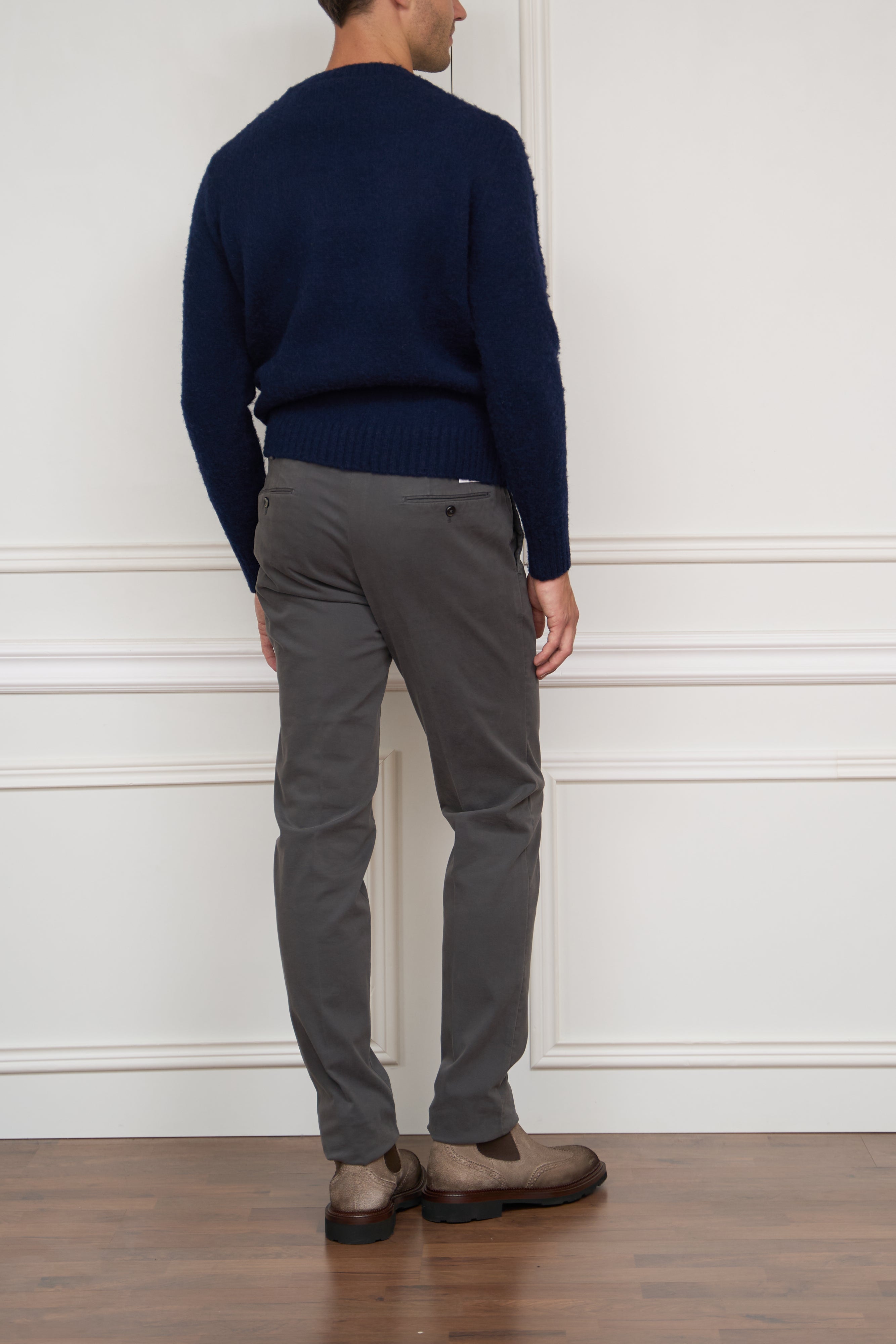 Chino in grau