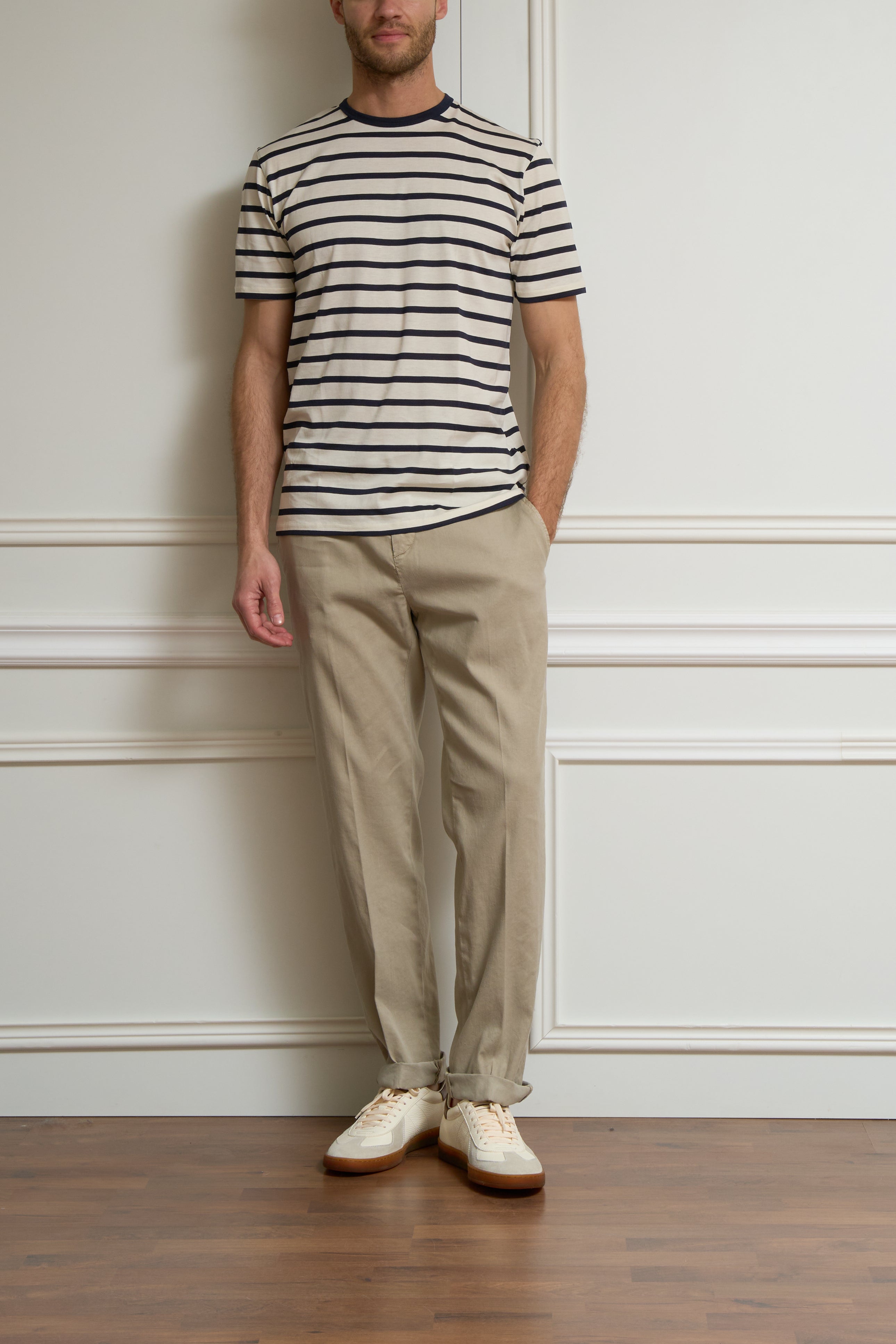 gestreiftes T-Shirt in navy