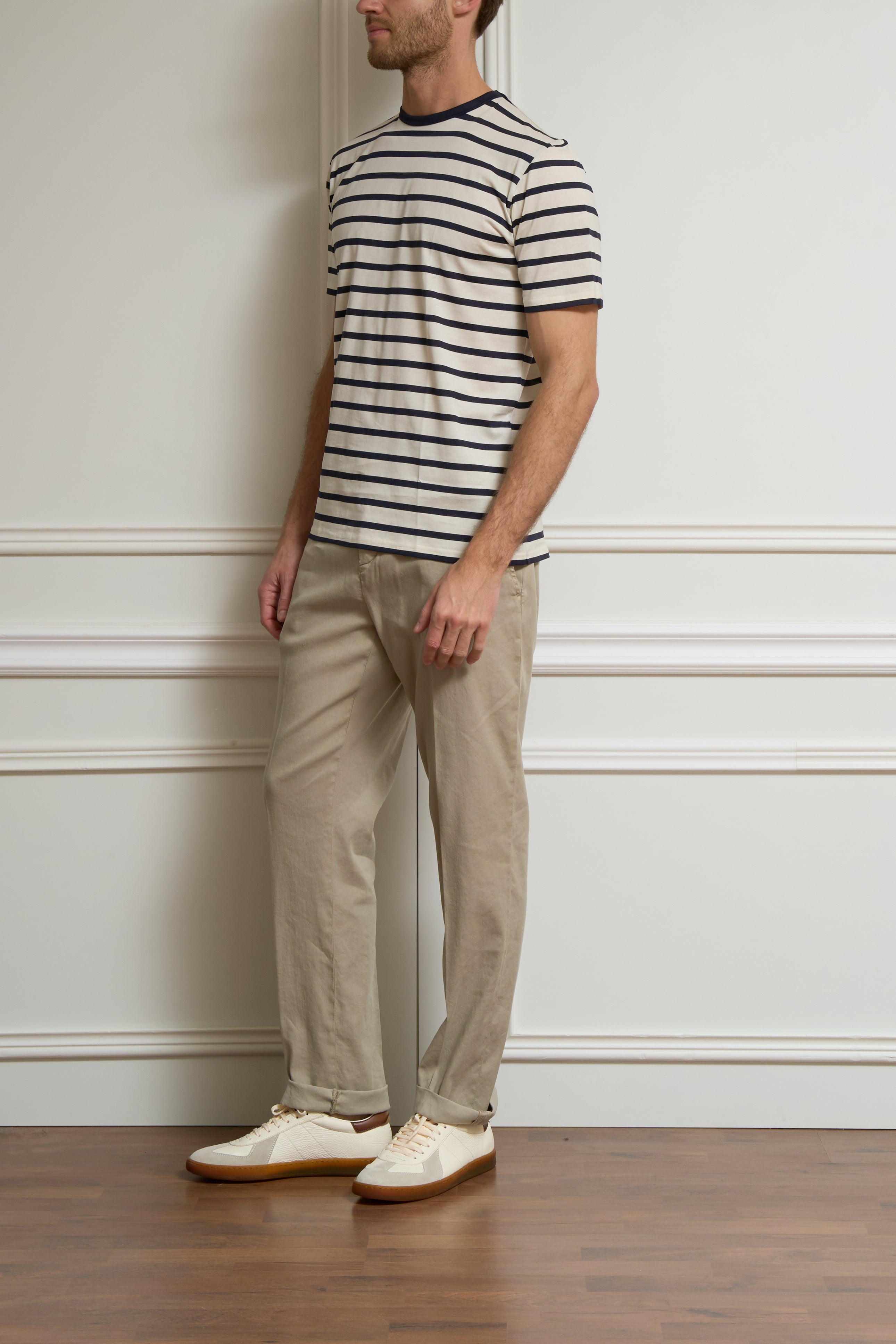 gestreiftes T-Shirt in navy