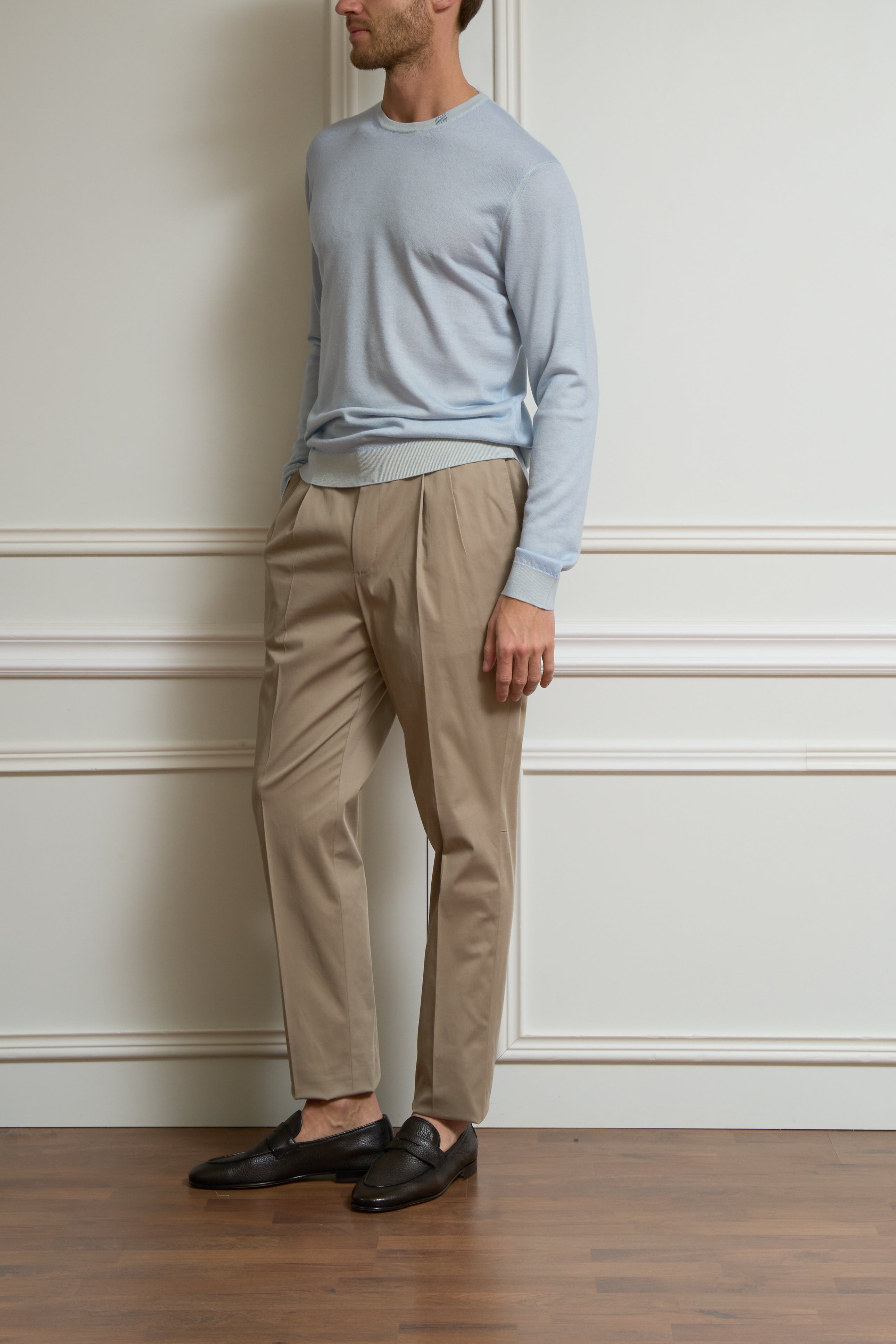 Pullover in hellblau