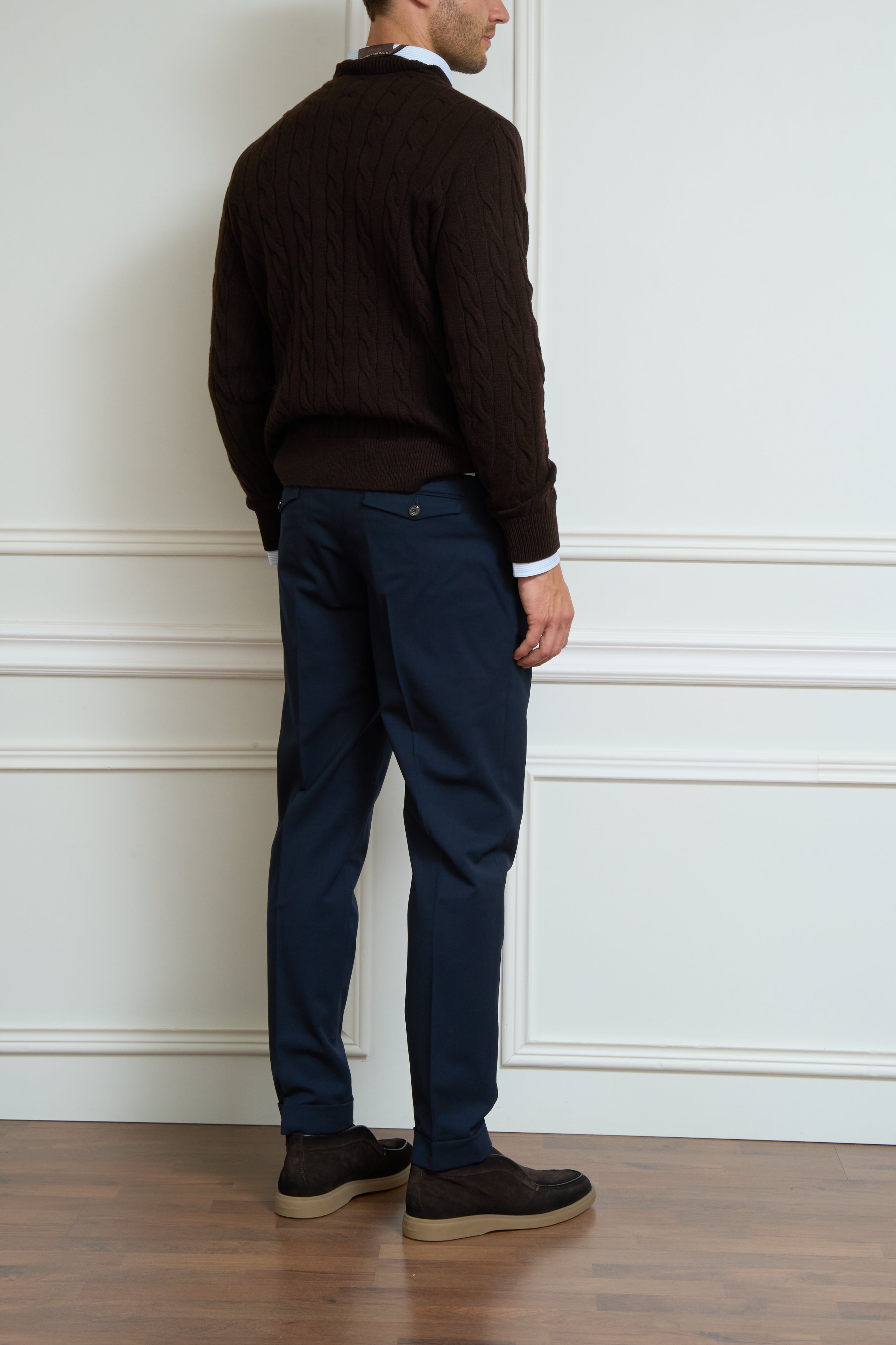 Cable knit sweater in brown