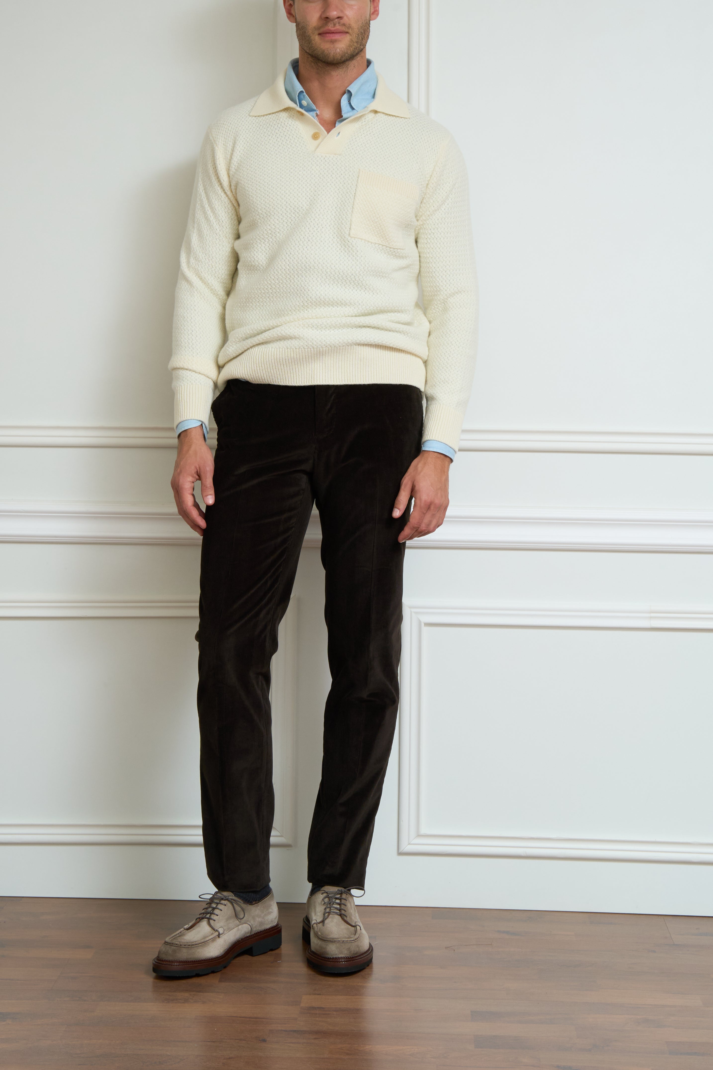 Corduroy trousers in brown