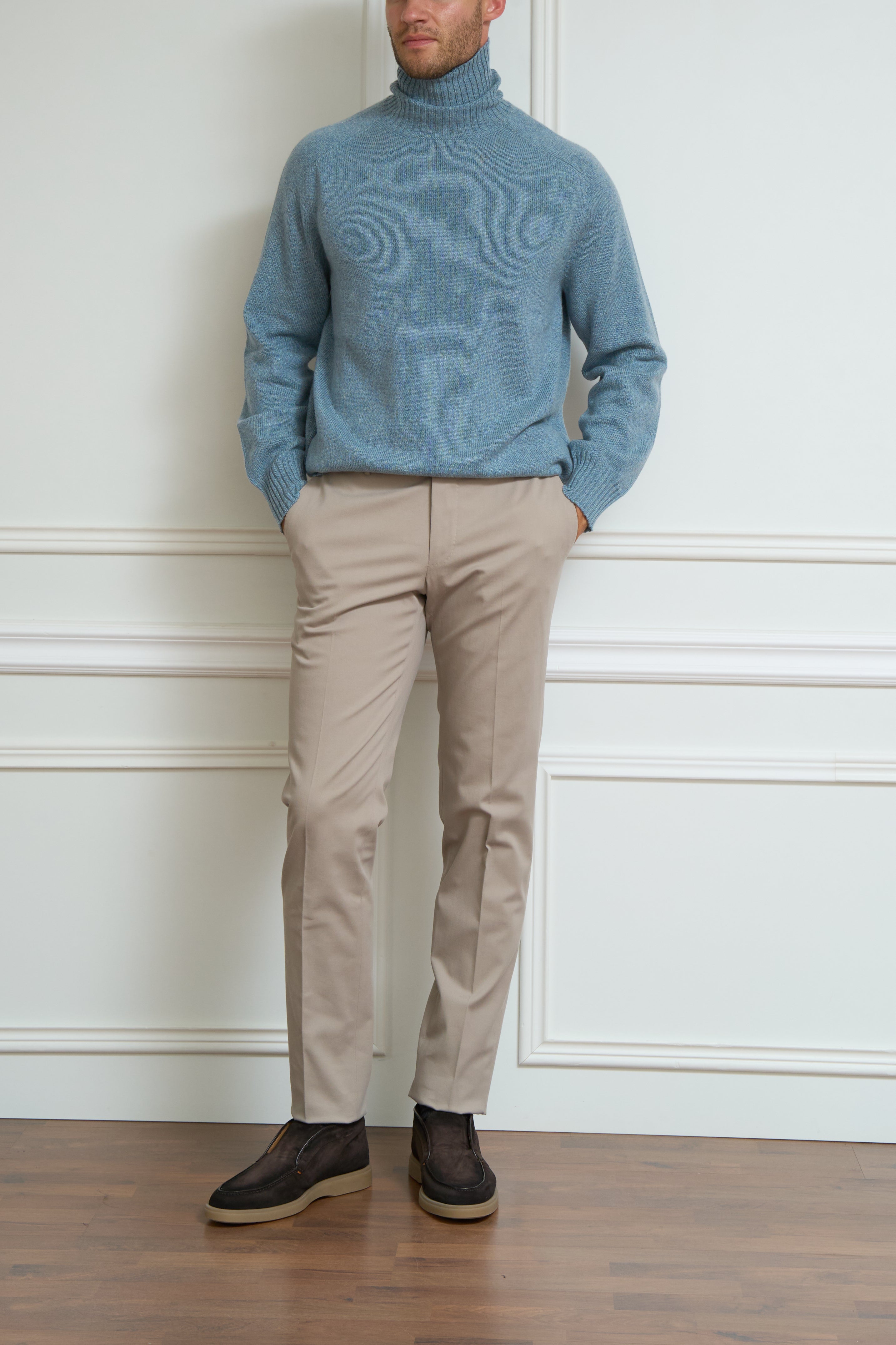 Turtleneck sweater in blue