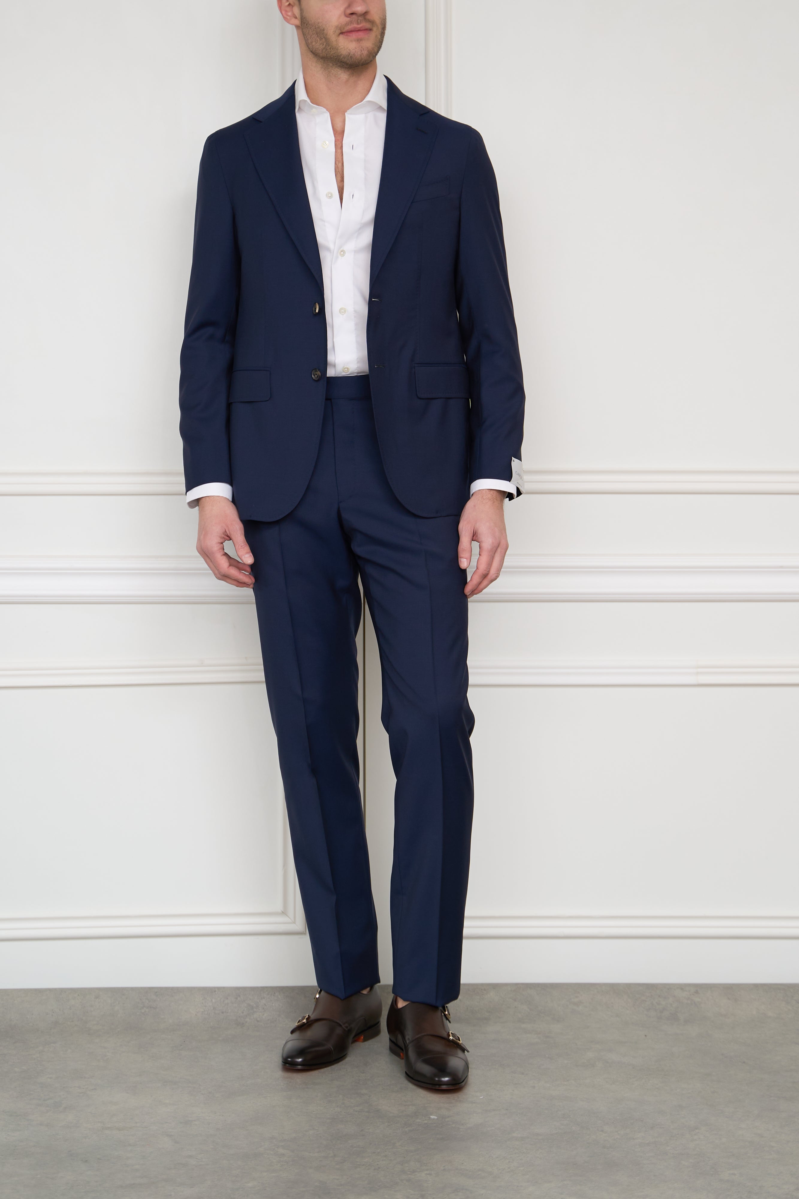 Suit in blue
