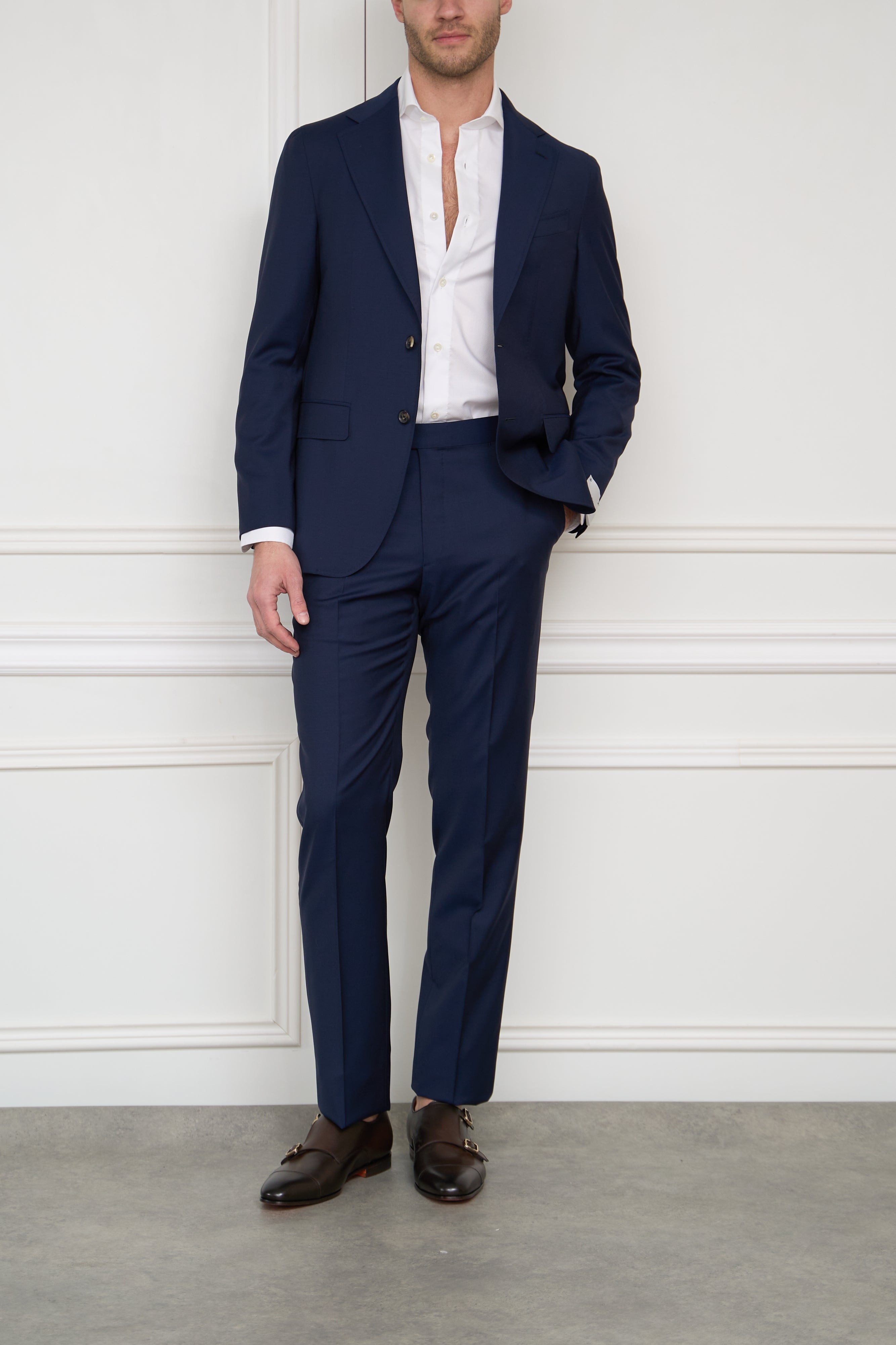 Suit in blue