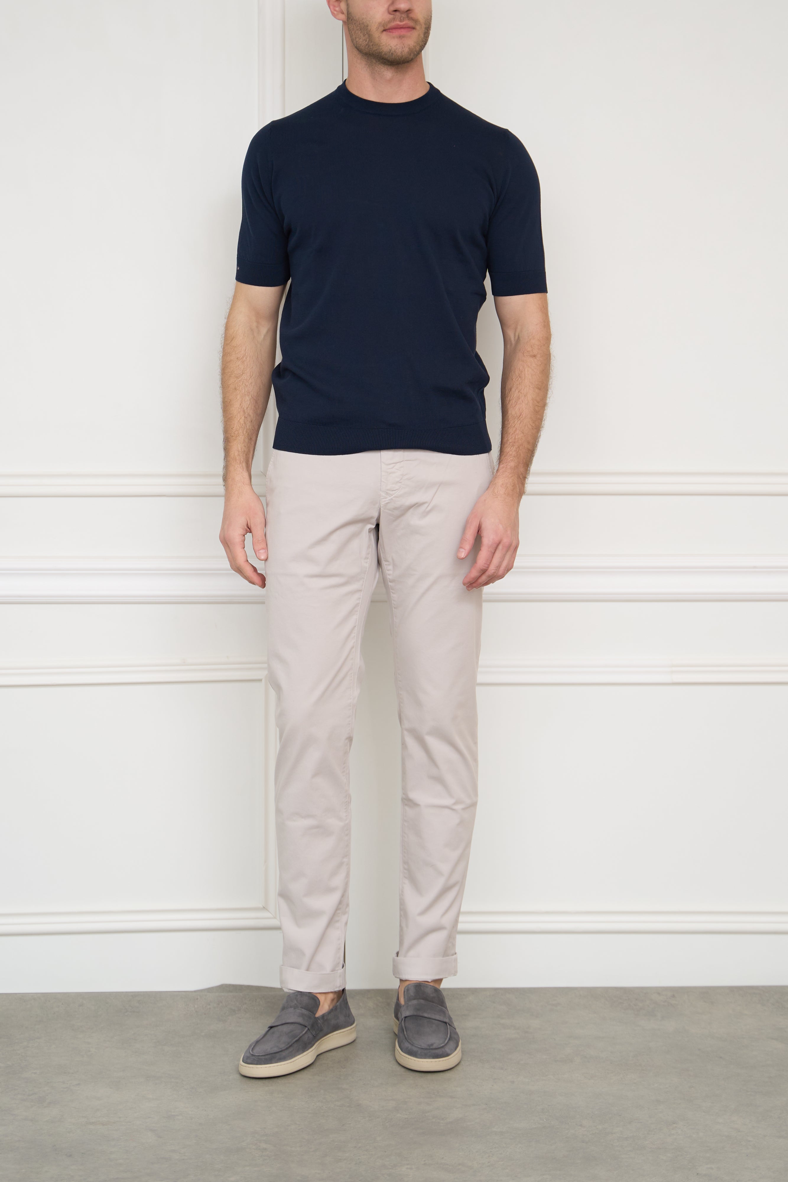 T-shirt in navy