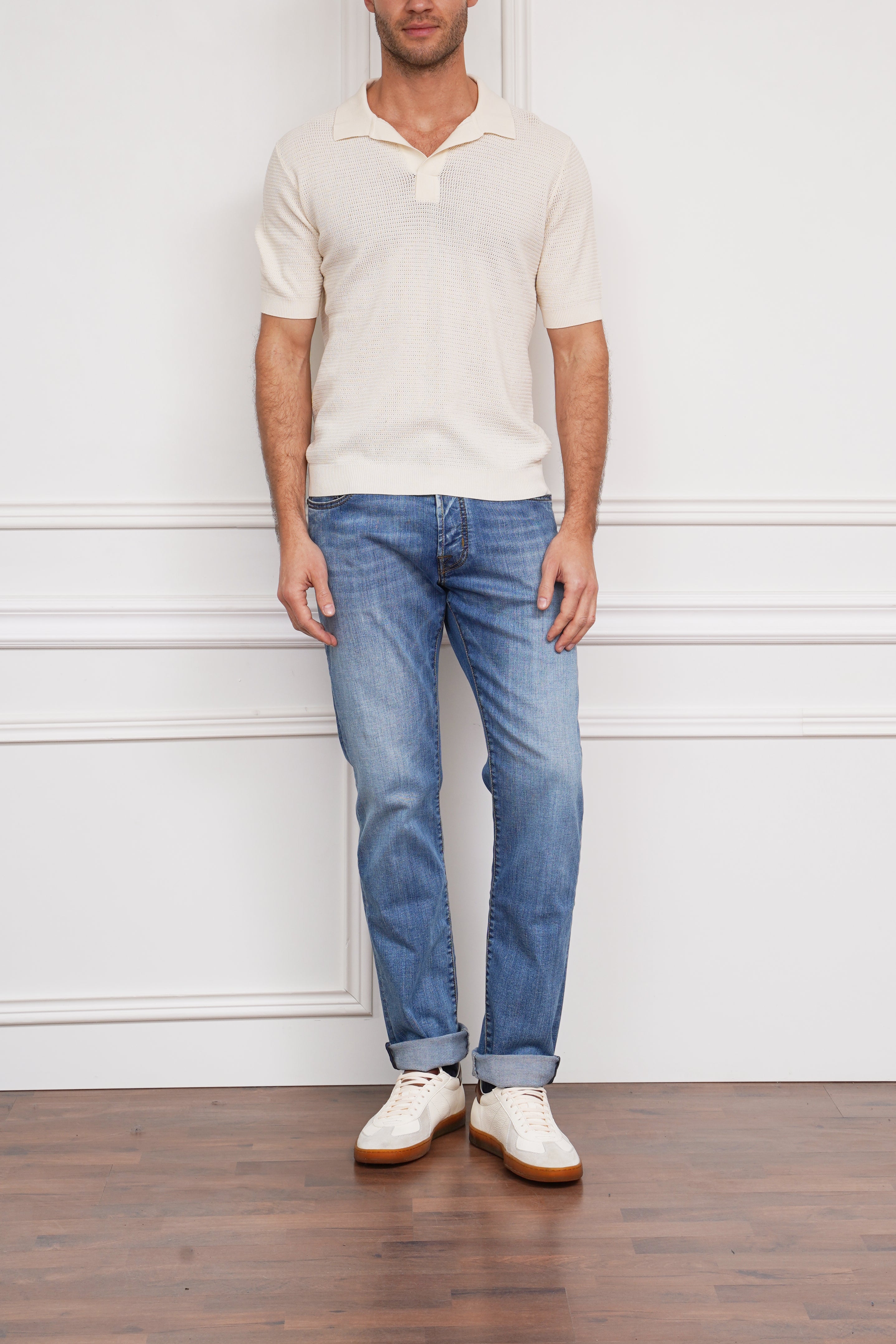 Gestricktes Poloshirt in creme