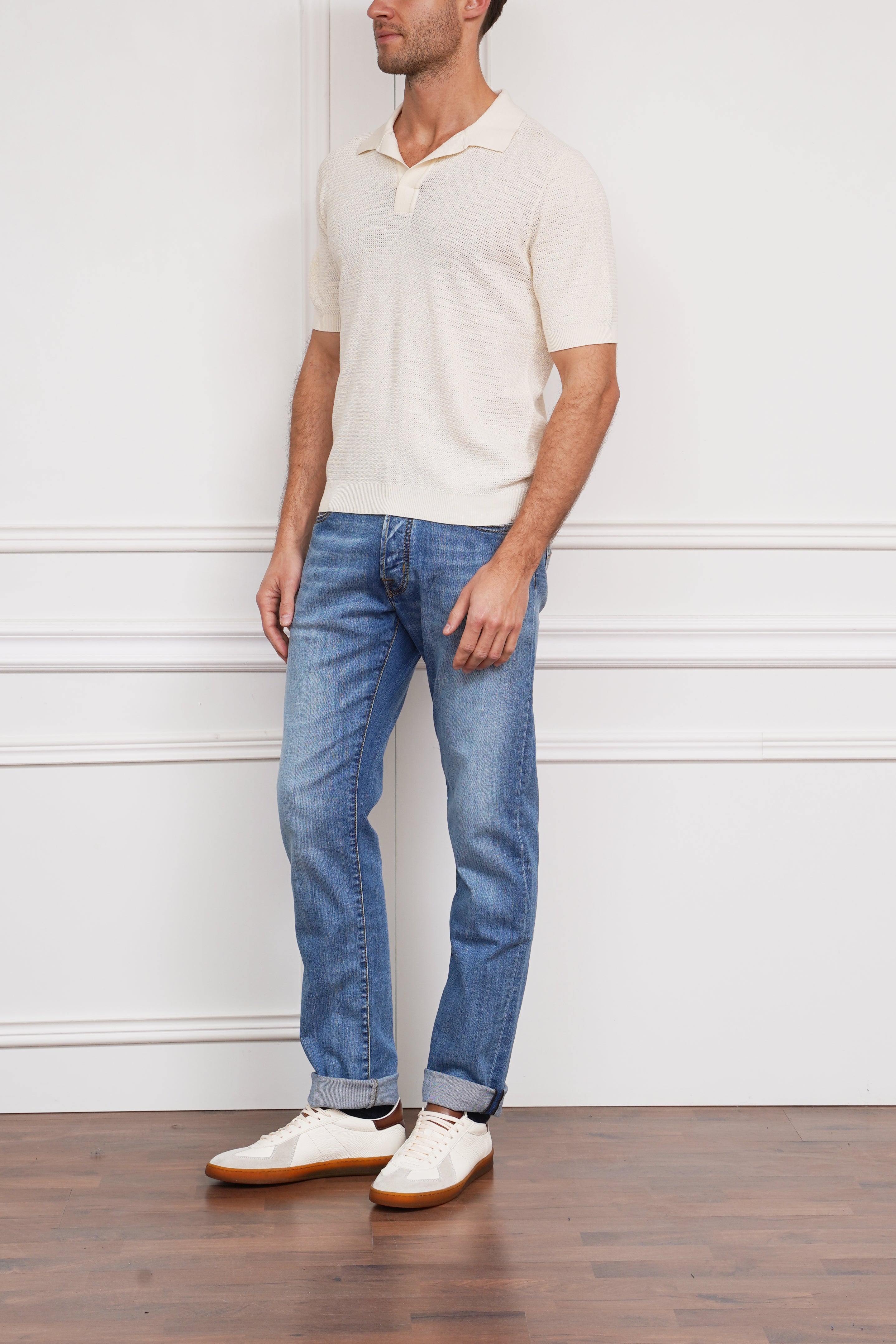 Gestricktes Poloshirt in creme