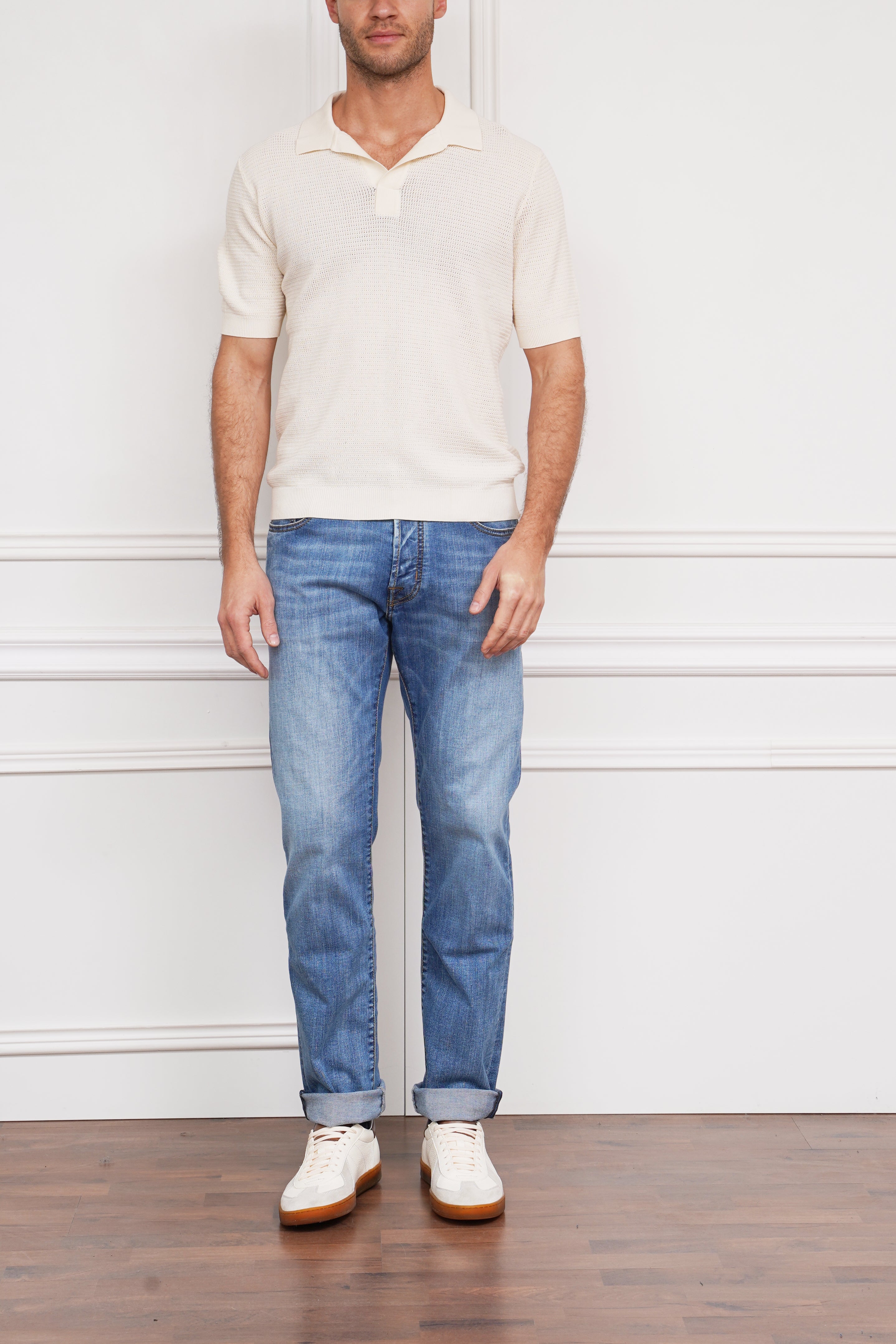 Gestricktes Poloshirt in creme