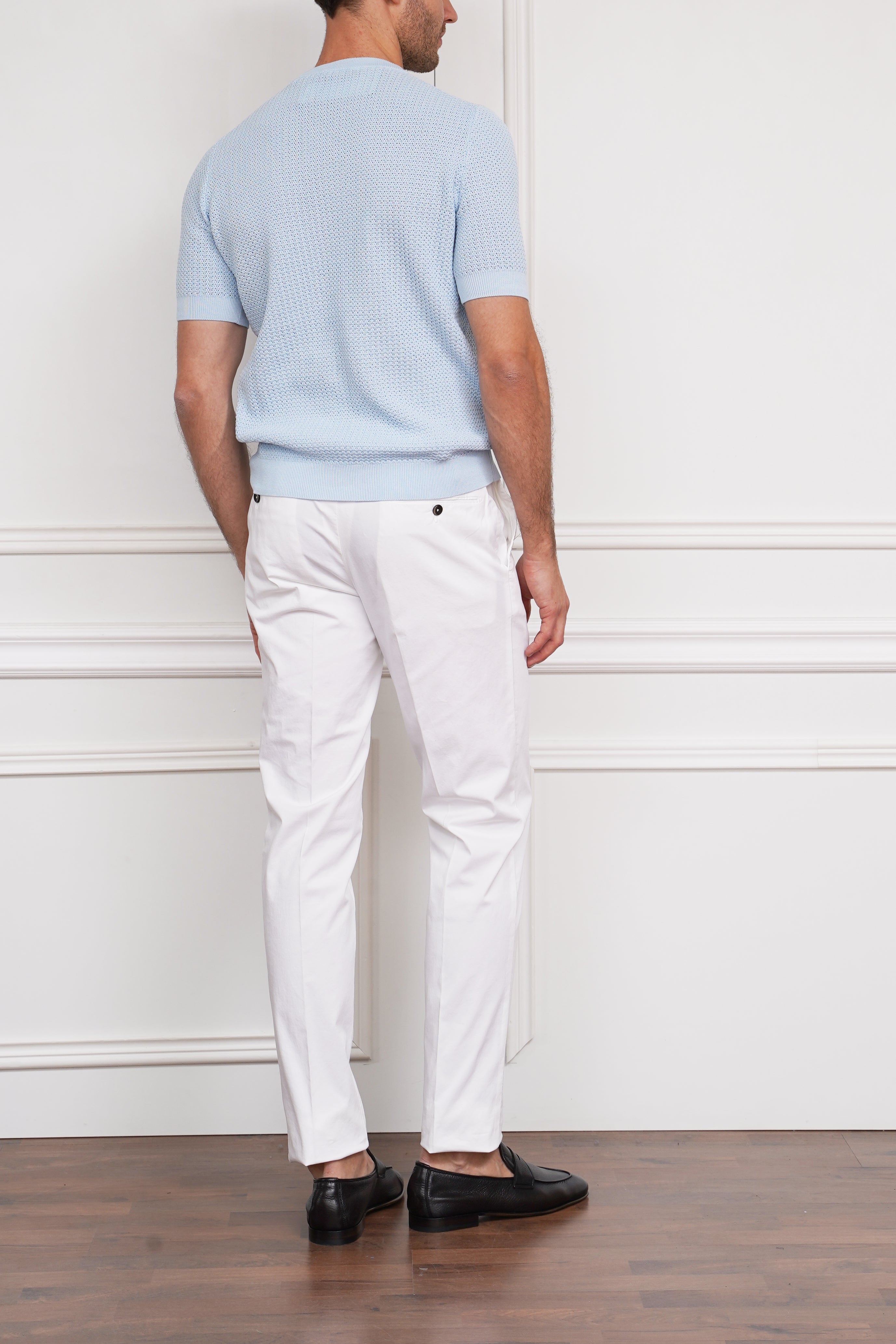 Gestricktes T-Shirt in pastellblau