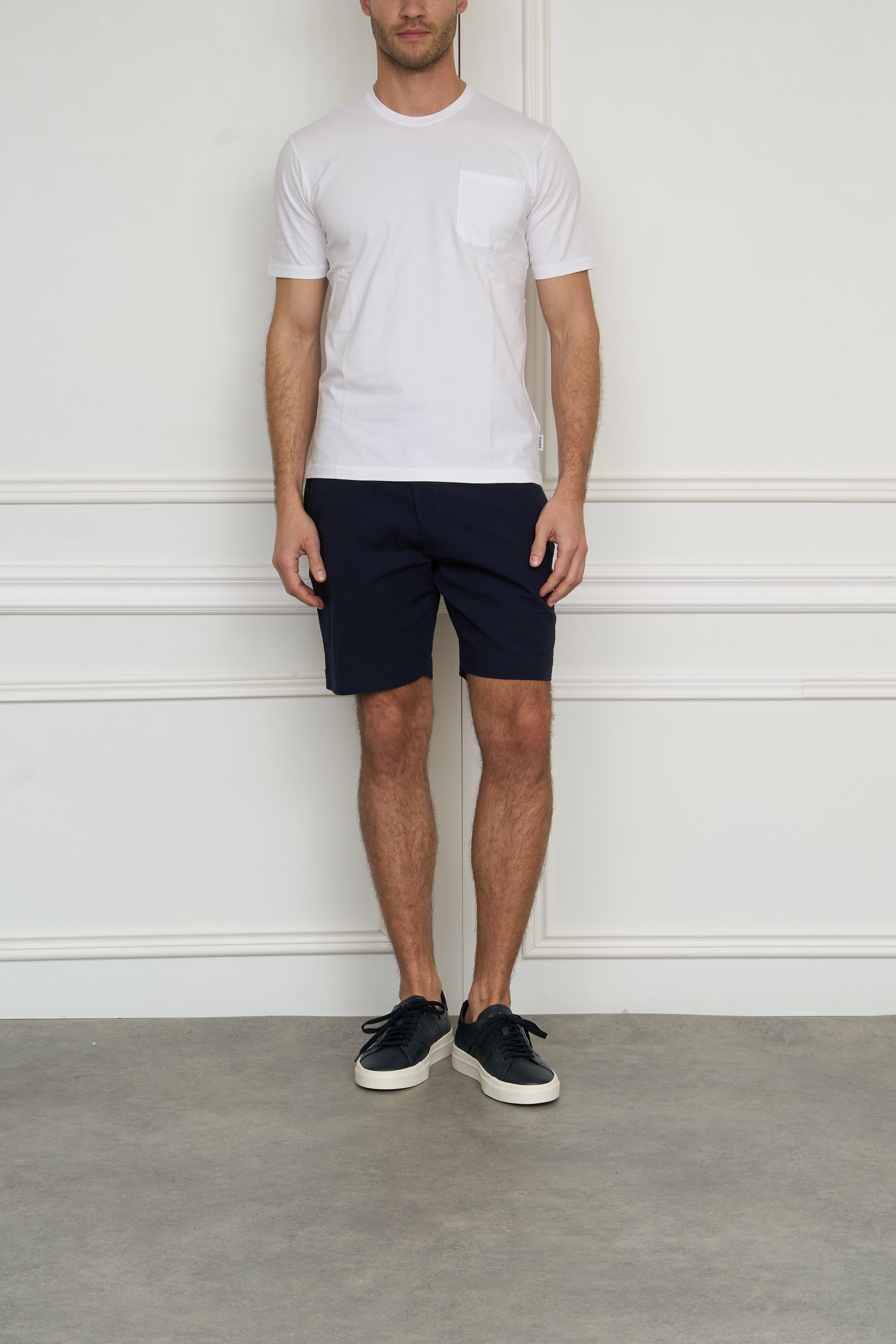 T-shirt with breast pocket in white