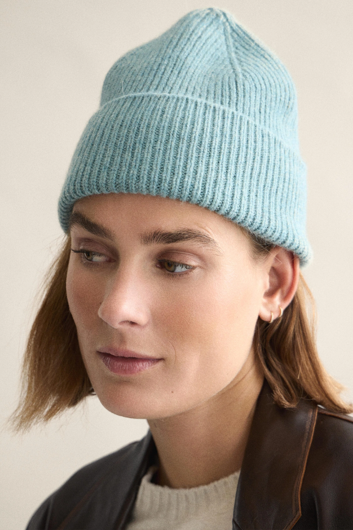 Beanie in basil