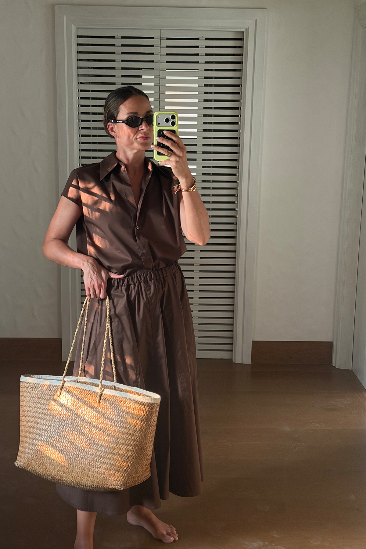 Kurzarm-Hemdbluse in braun