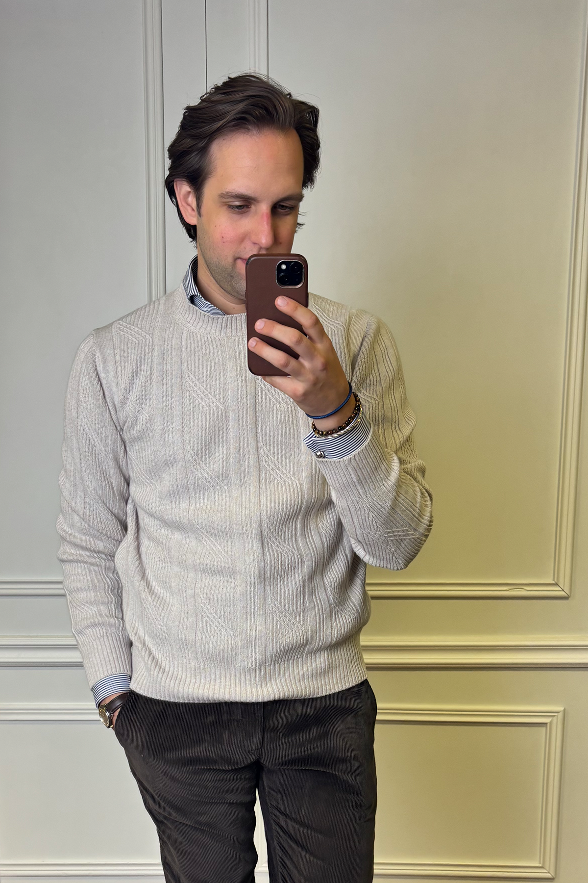 Pullover in beige