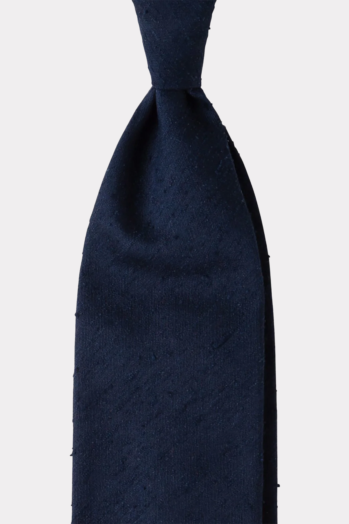 Tie in navy