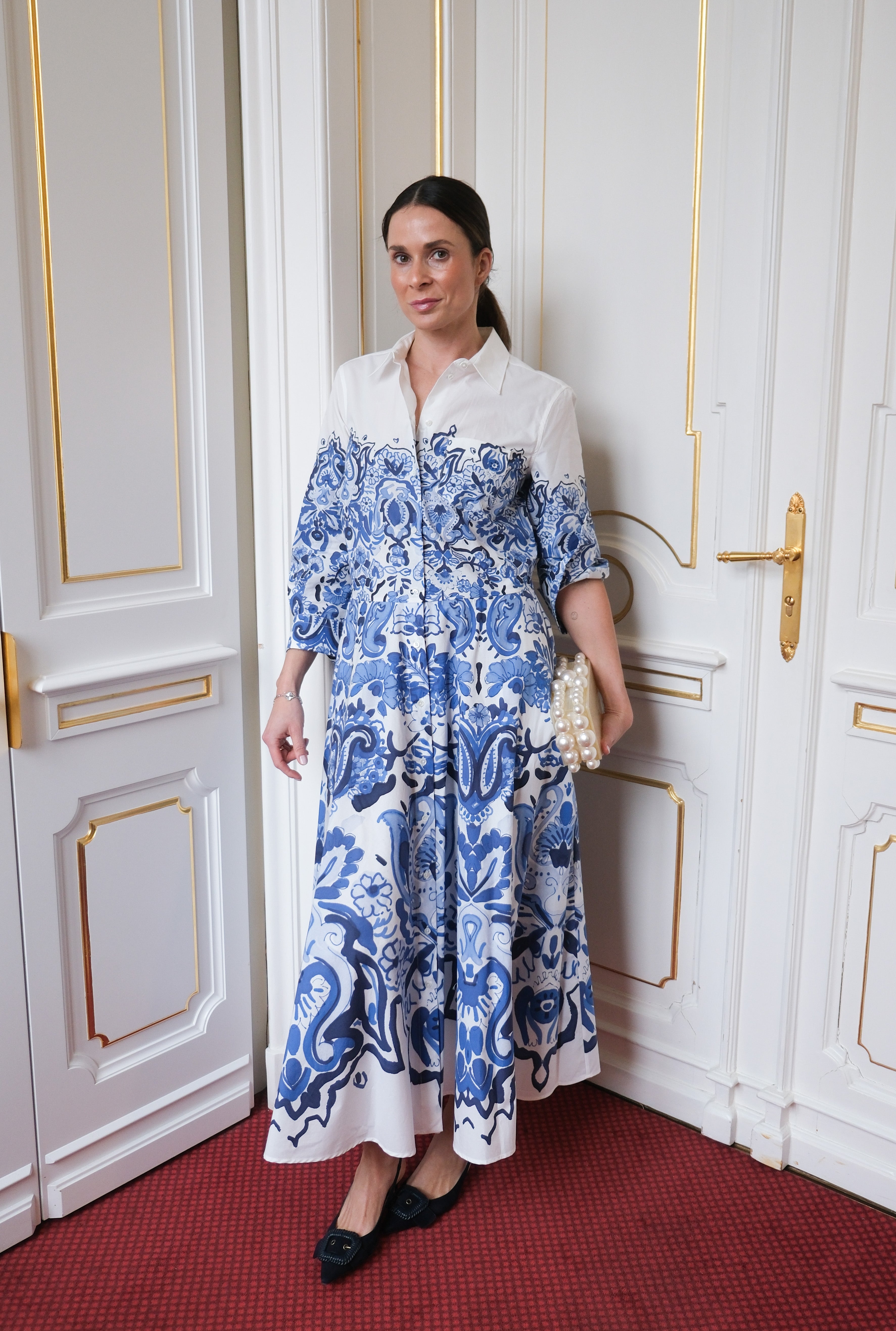 Gemustertes Kleid 'Nydia' in weiß/ blau