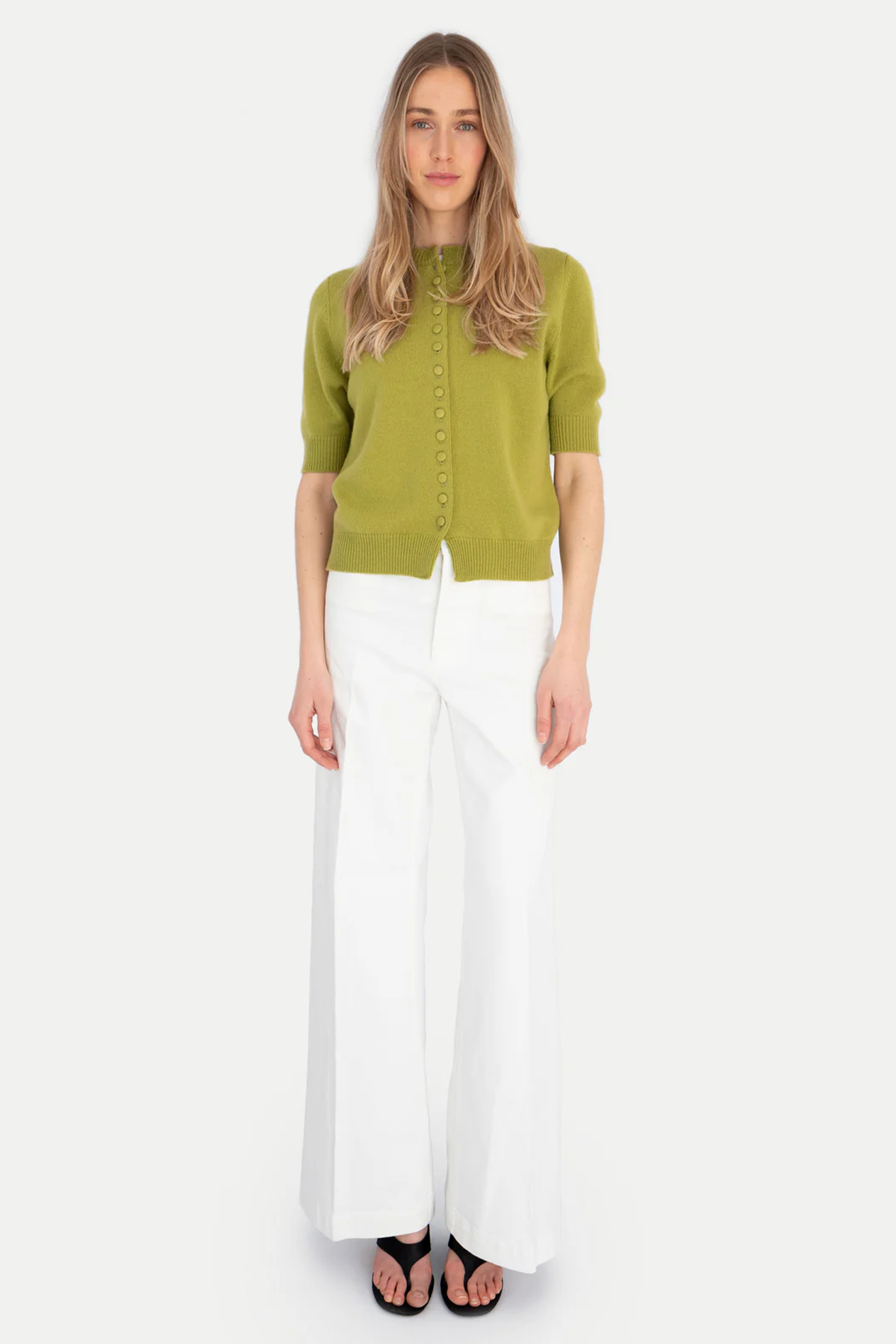 Grüne Strickjacke Damen – C.Wirschke Düsseldorf