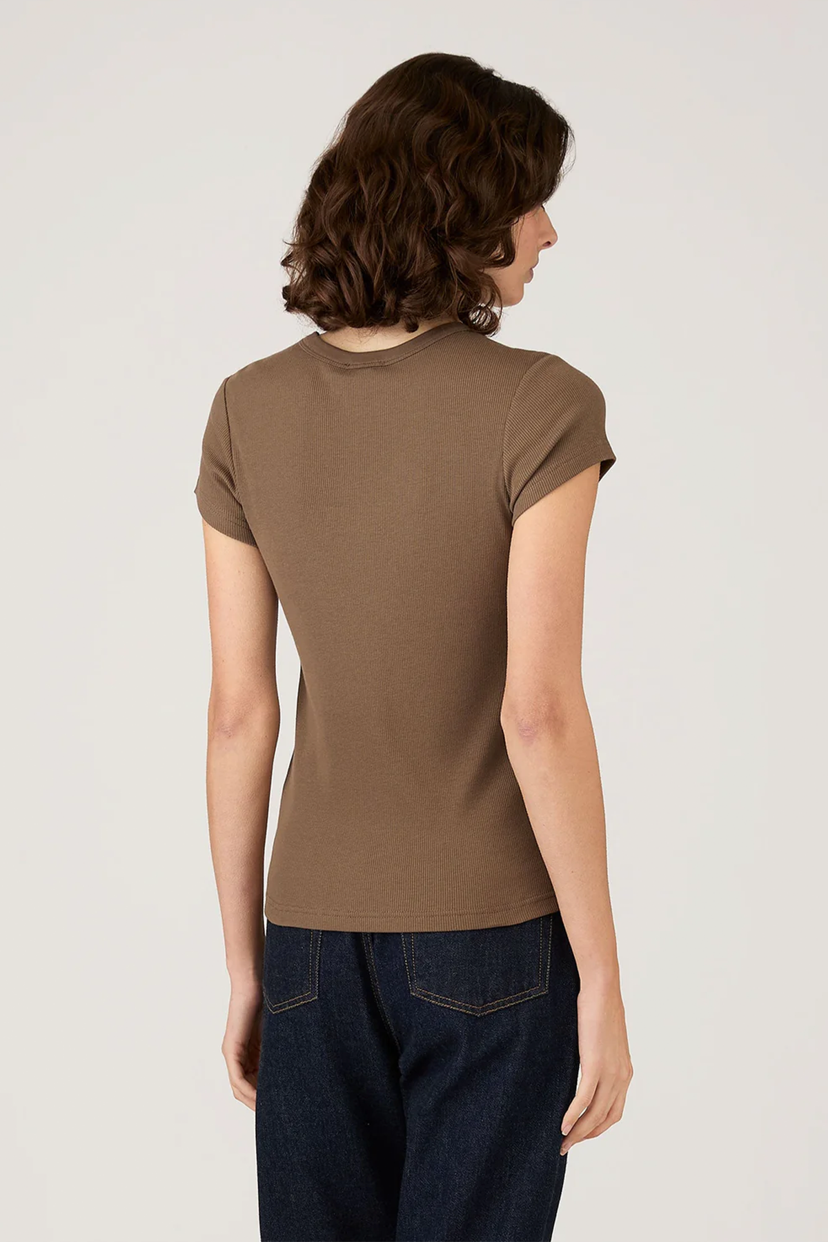Geripptes T‑Shirt in braun