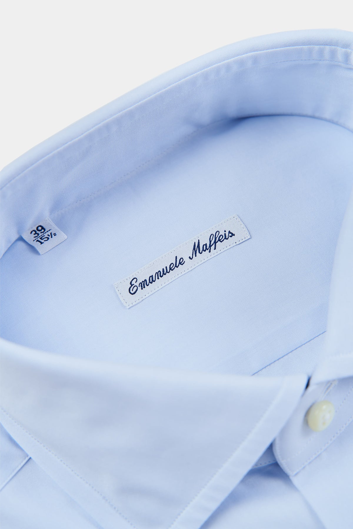 Popelin Hemd in hellblau mit Haifischkragen