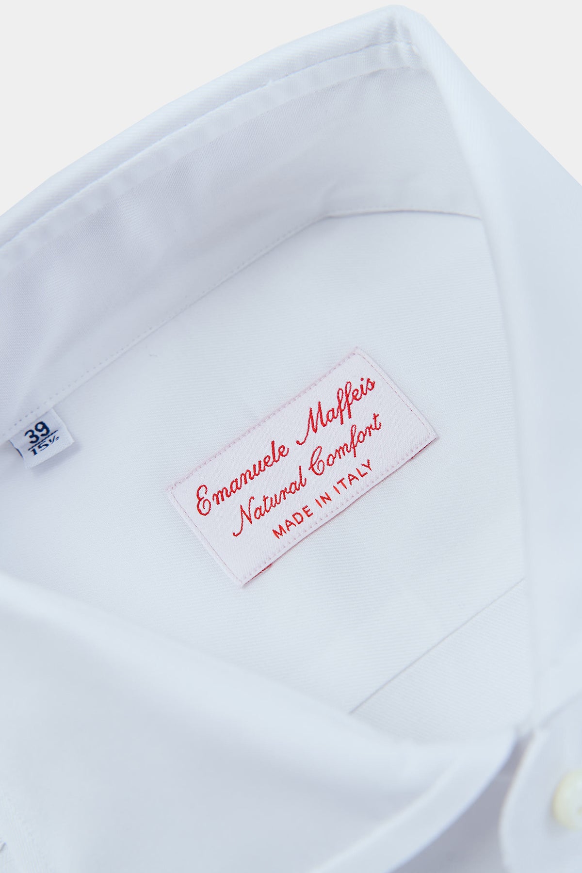 Twill Hemd in weiß mit Haifischkragen