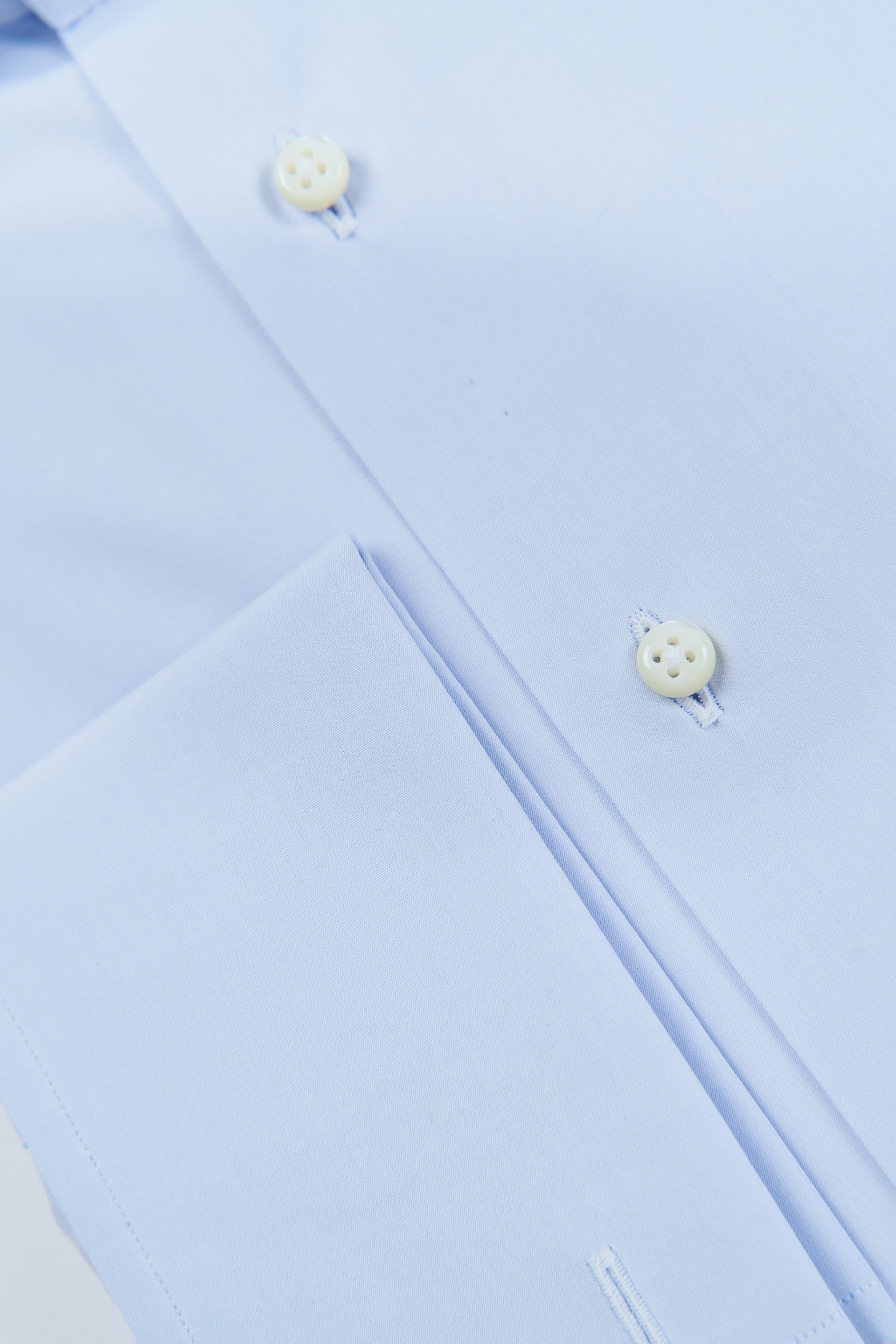 Popelin Hemd in hellblau mit Haifischkragen