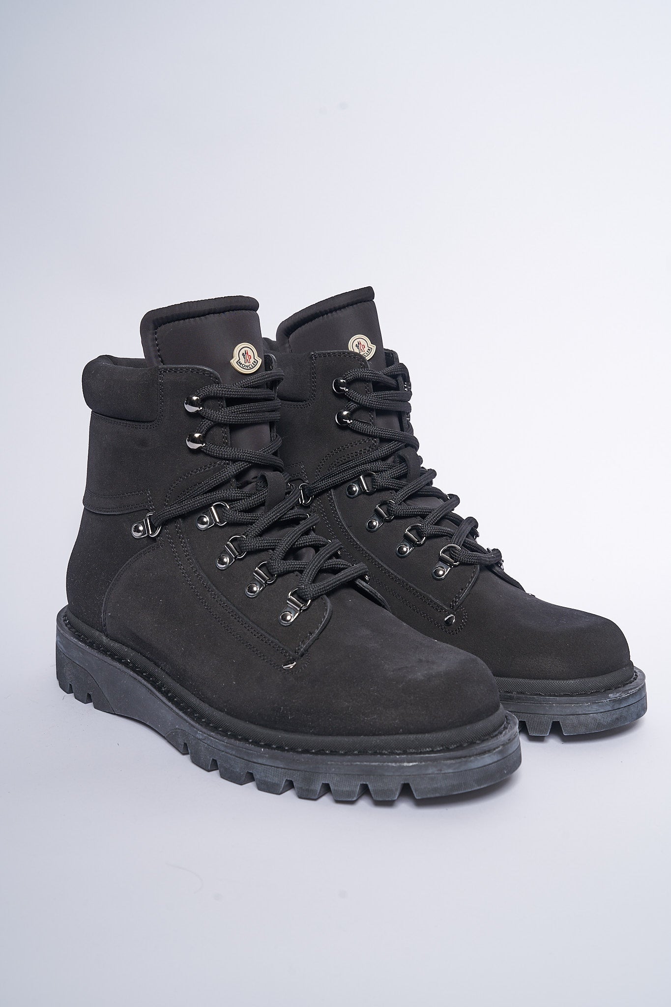 Hiking boots in black