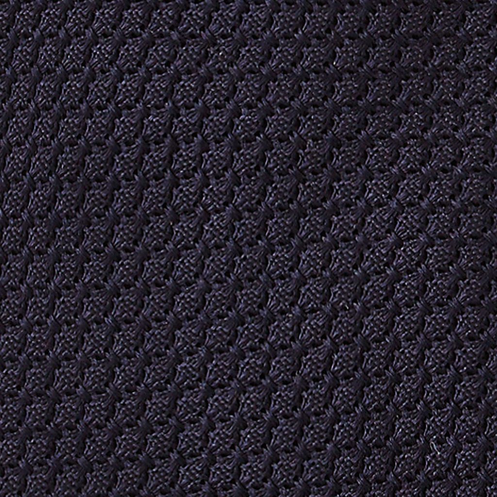 Tie in navy