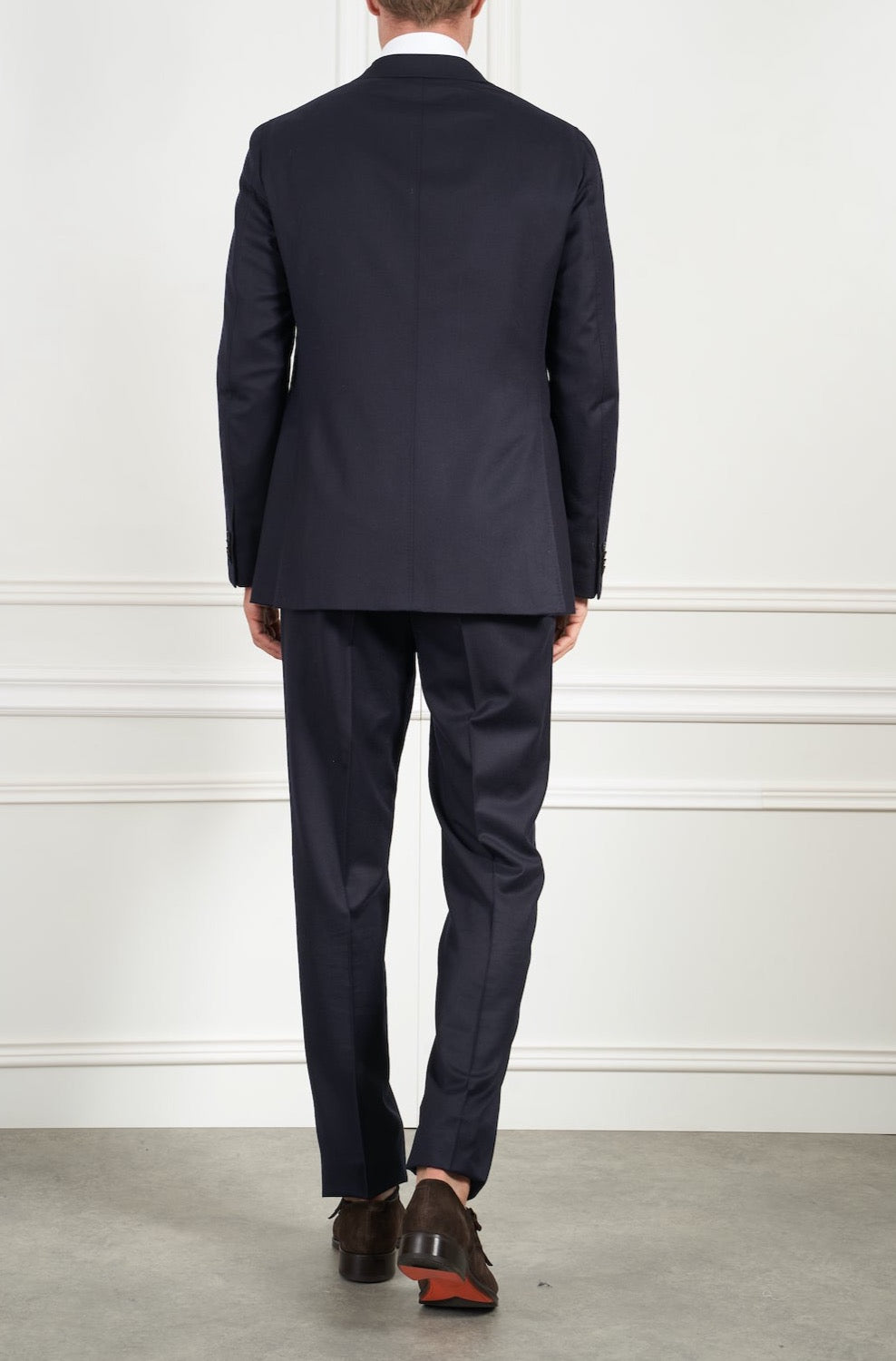 Suit in navy