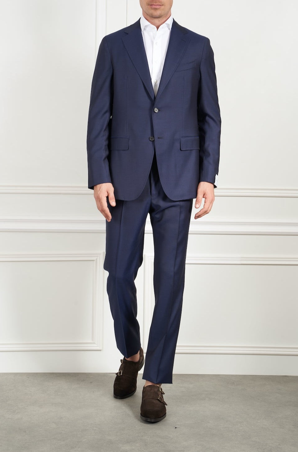 Suit in blue
