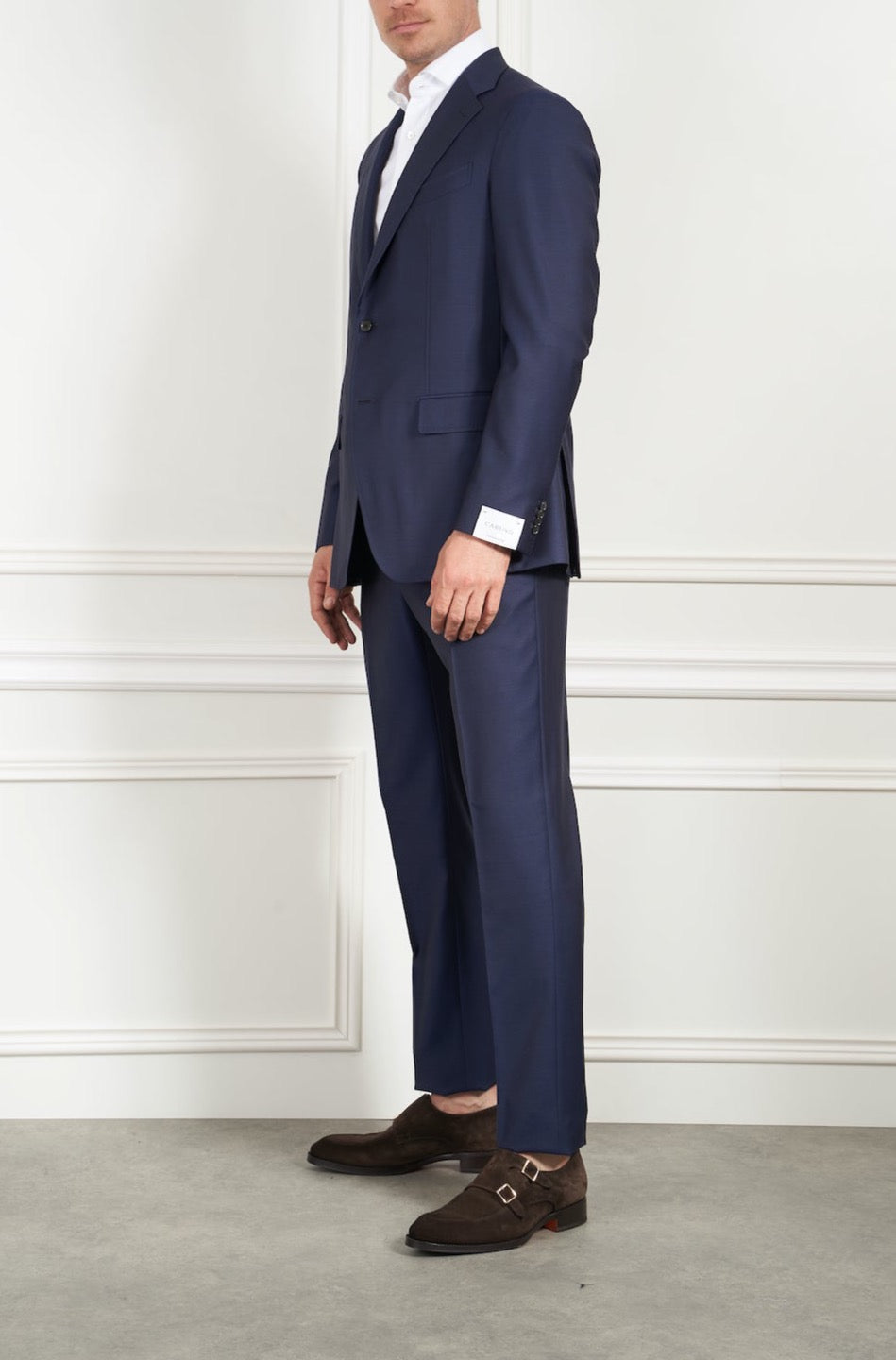 Suit in blue