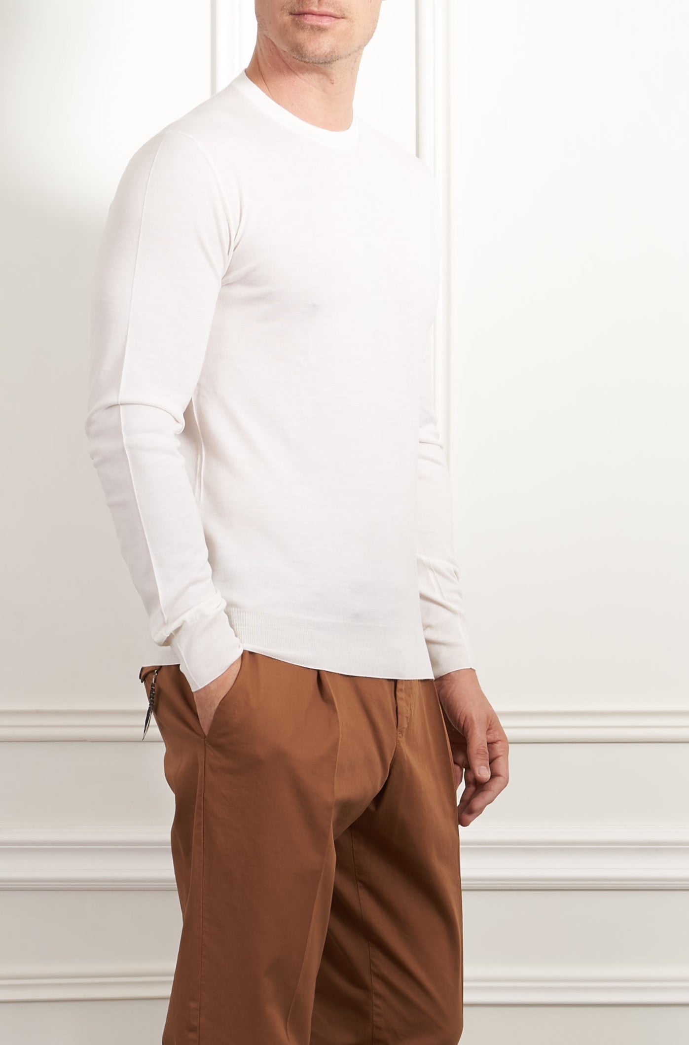 Sweater in white