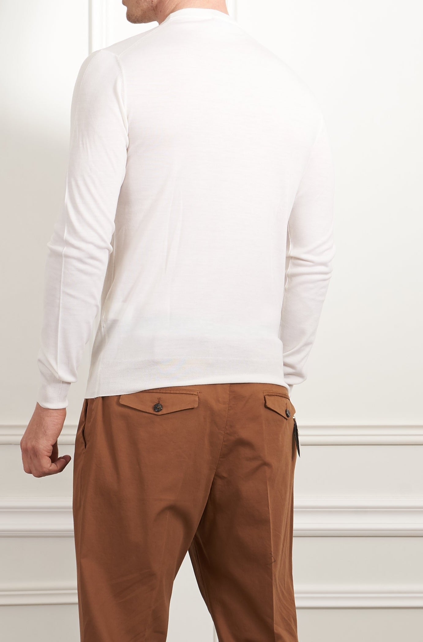 Sweater in white