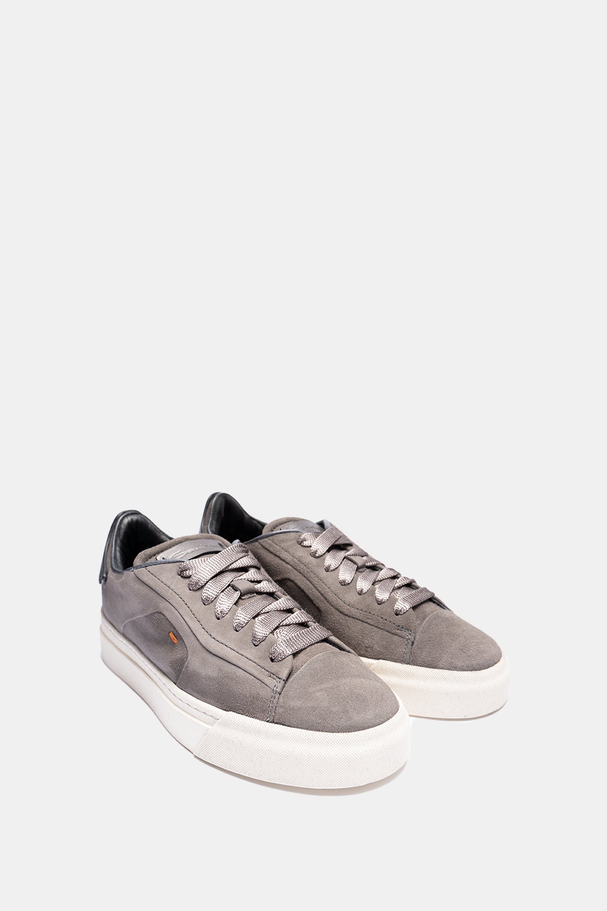 Sneakers in grey