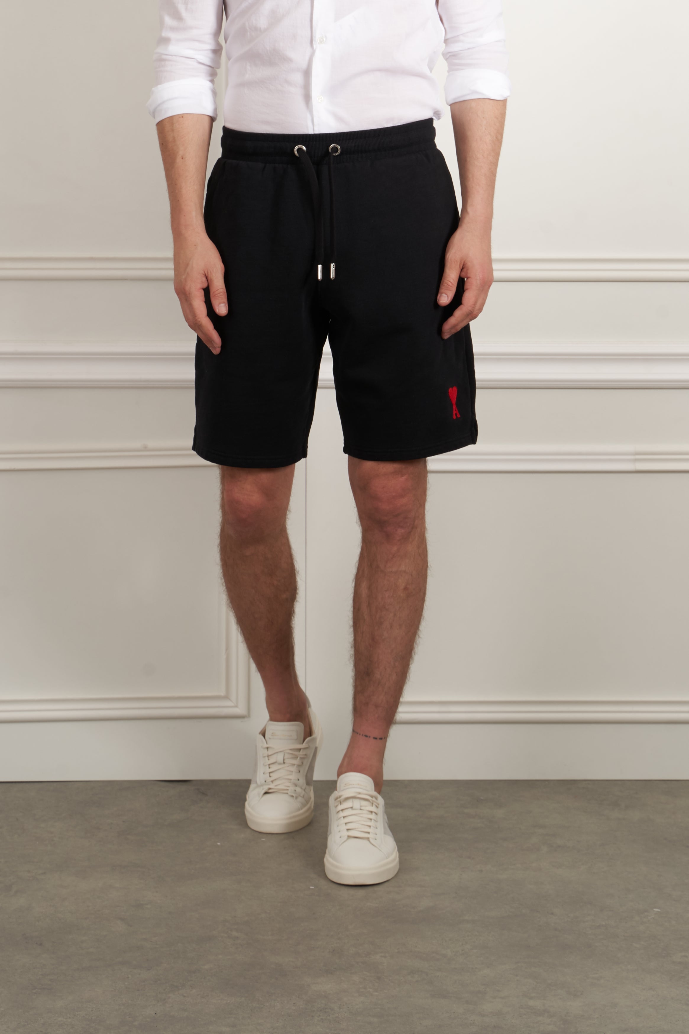 Short sweatpants in black