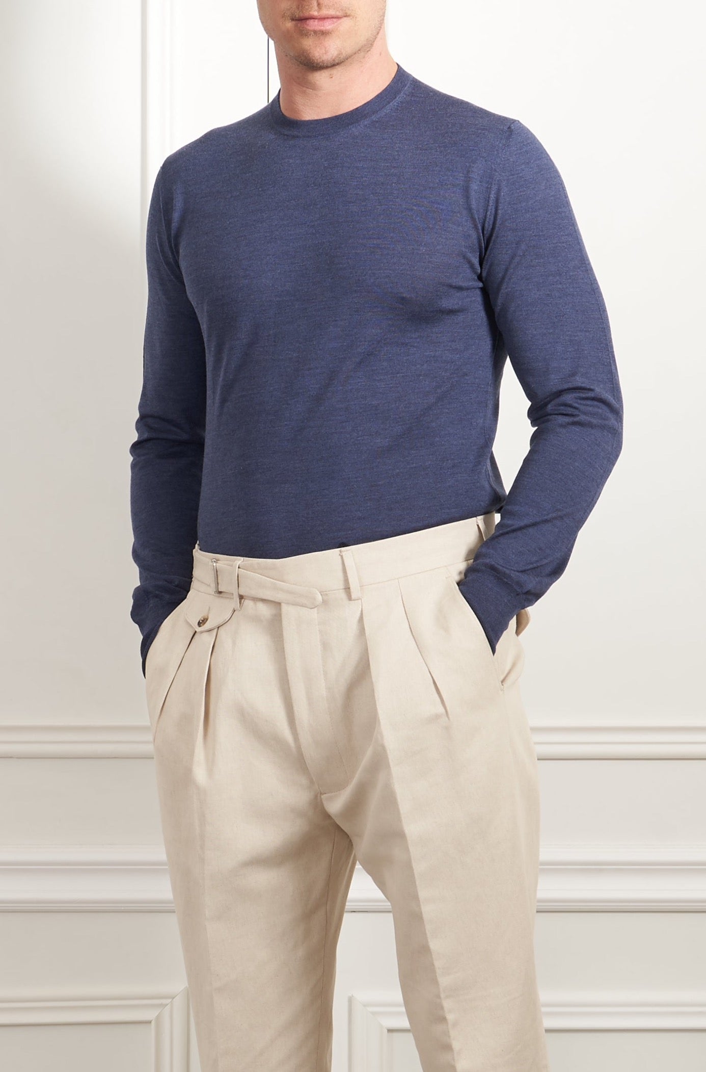 Sweater in medium blue