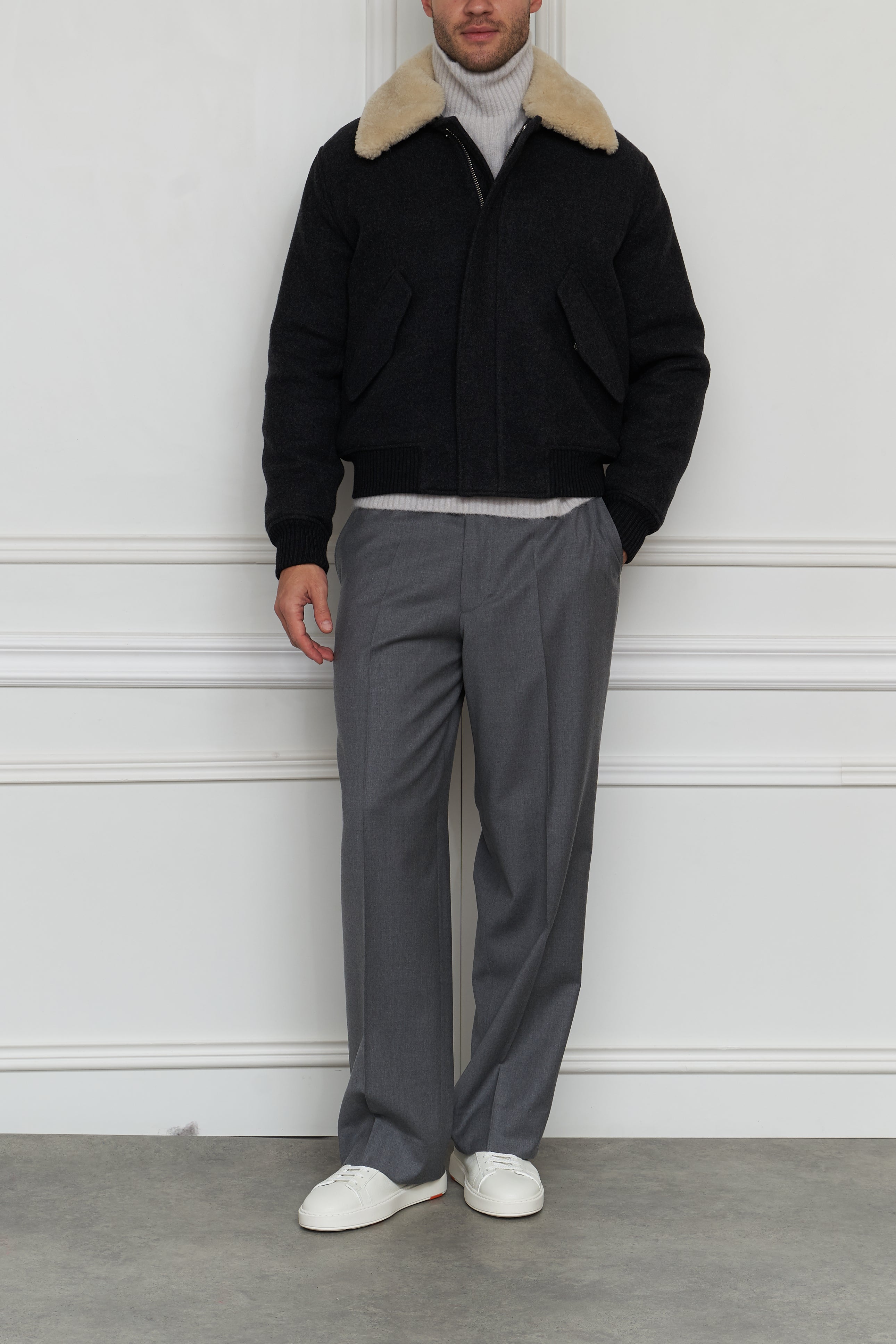 Bomber aus Wolle in grau