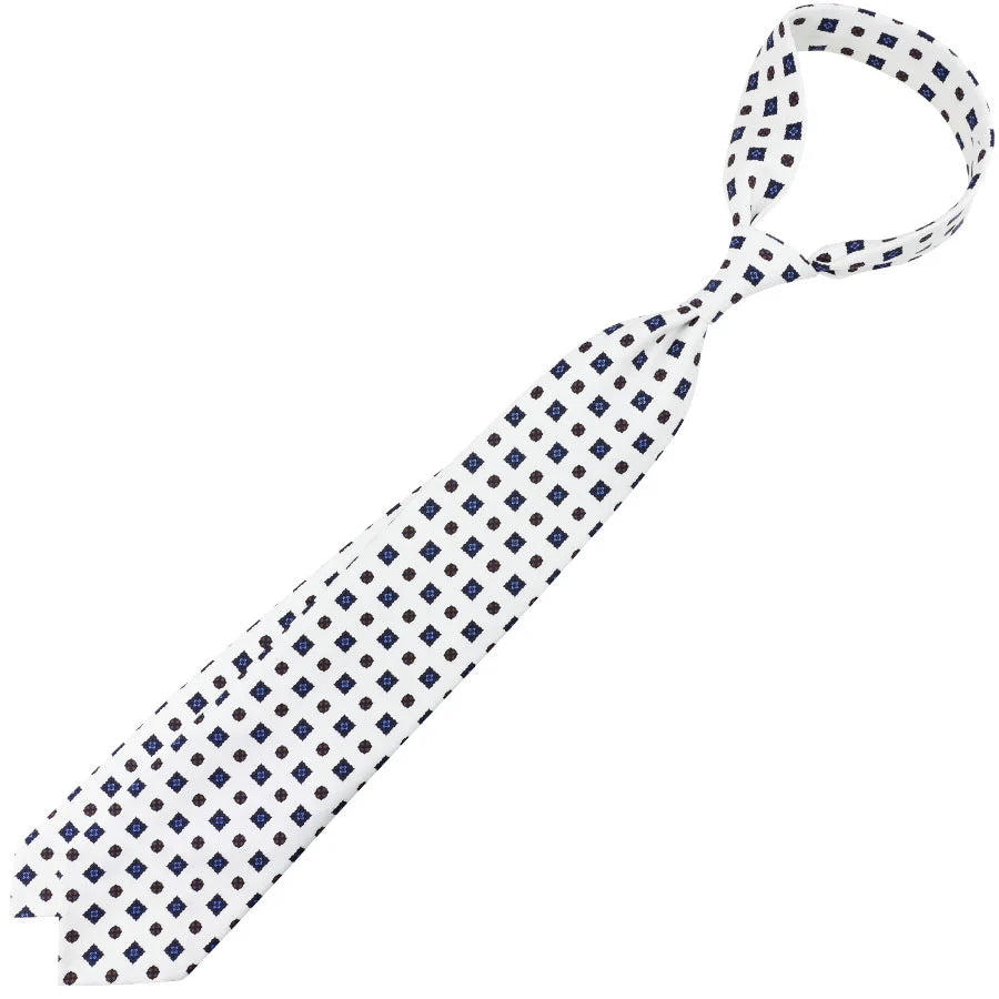Tie in brown