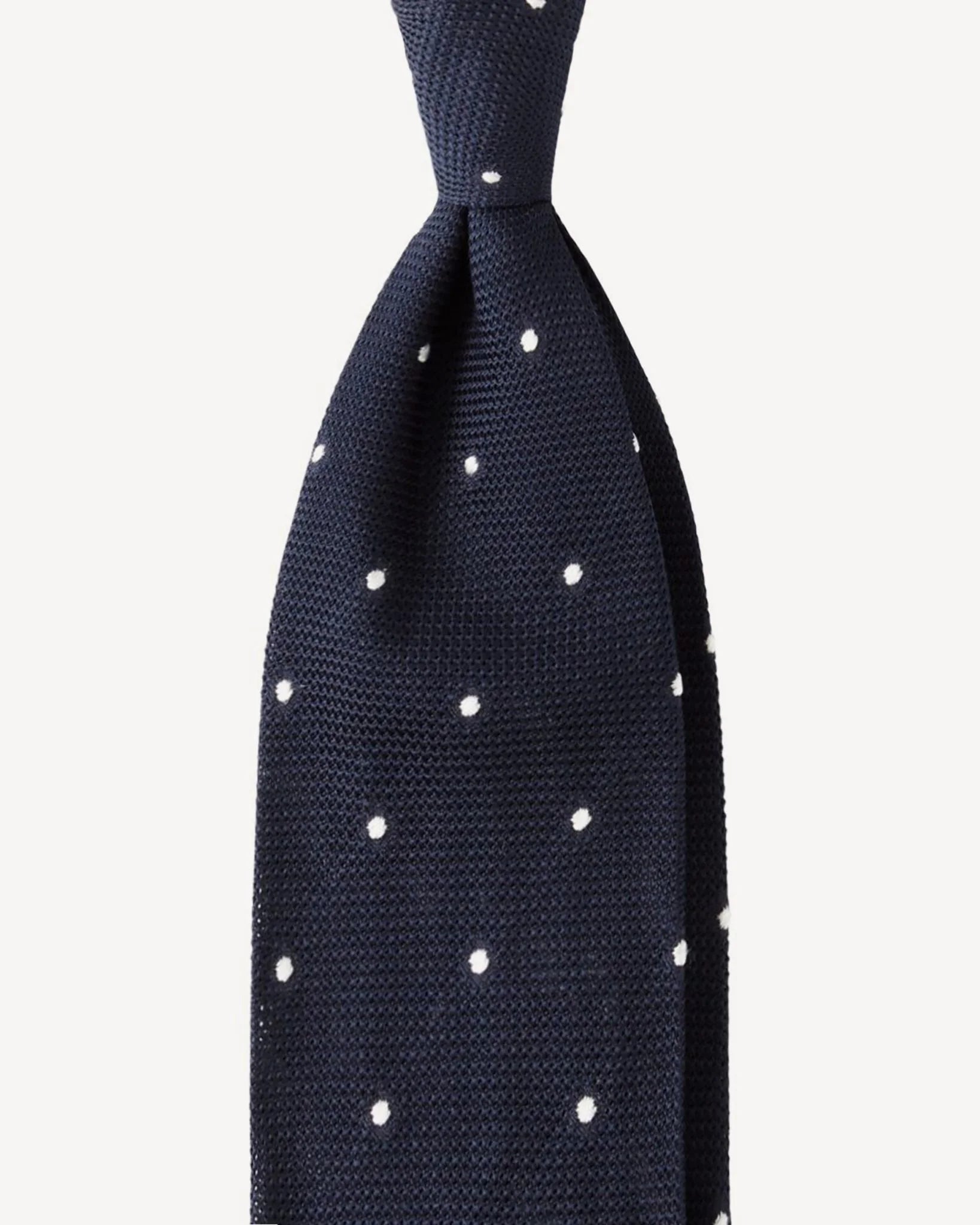 Tie in navy