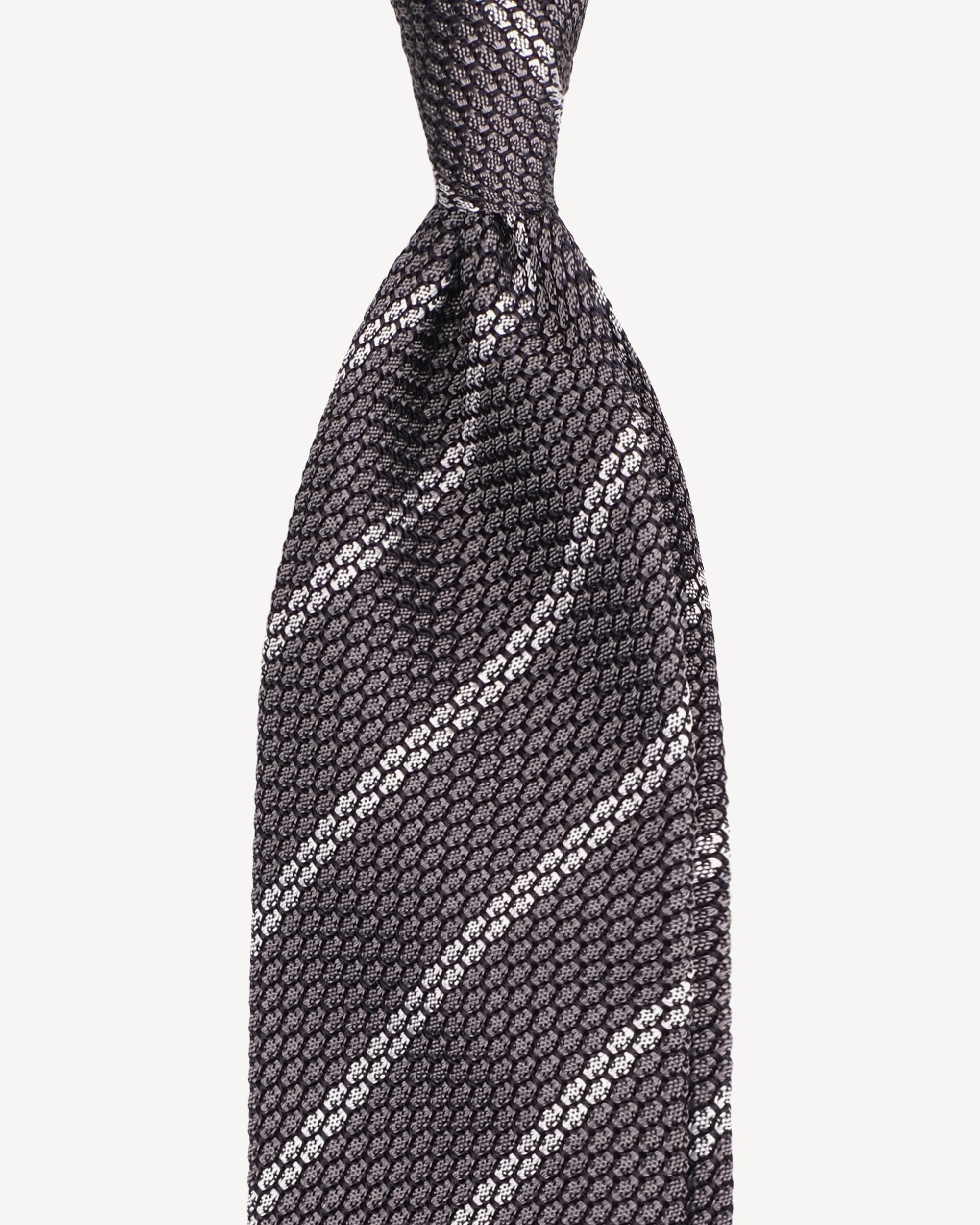 Krawatte in grau