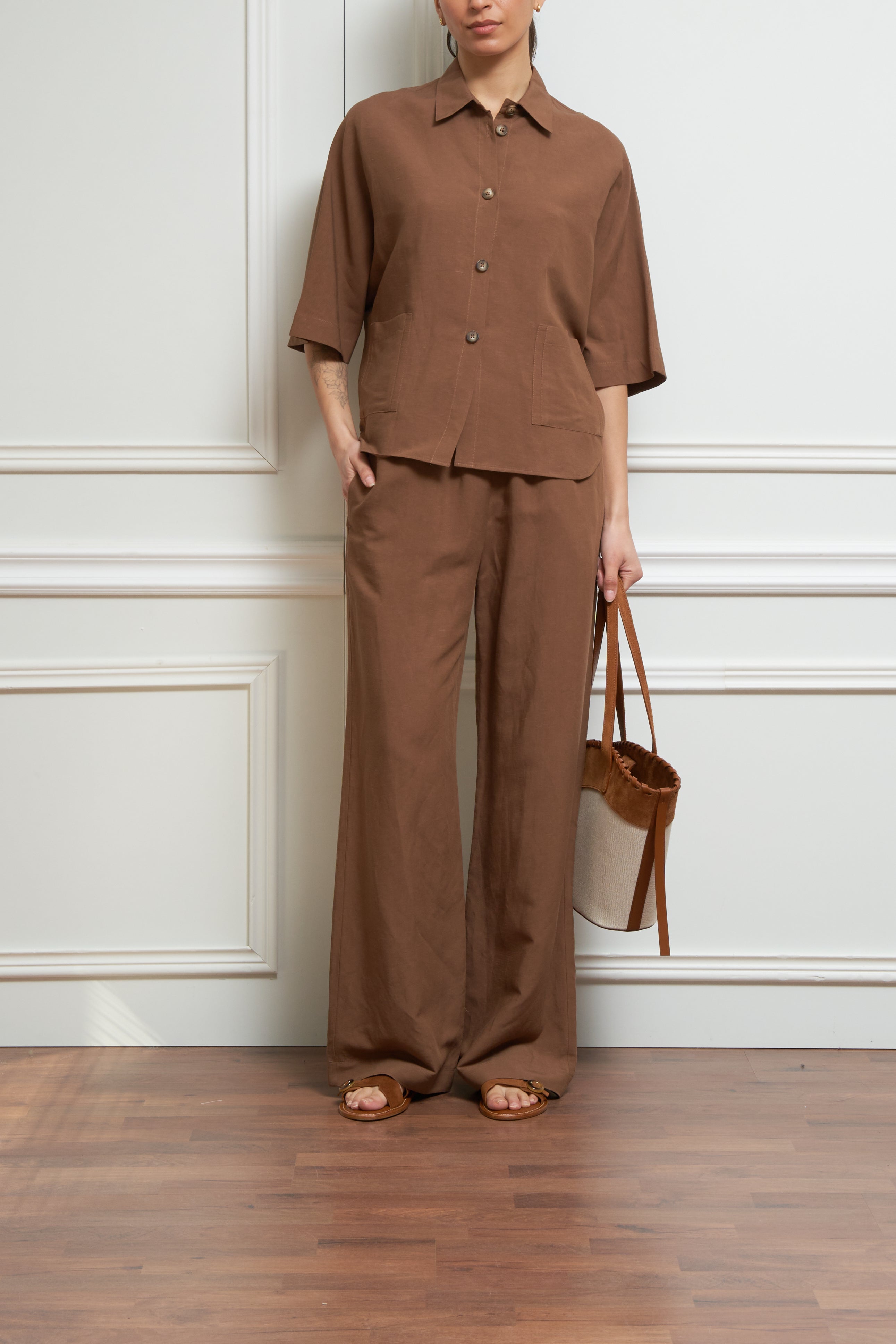 Zweiteiler in cognac