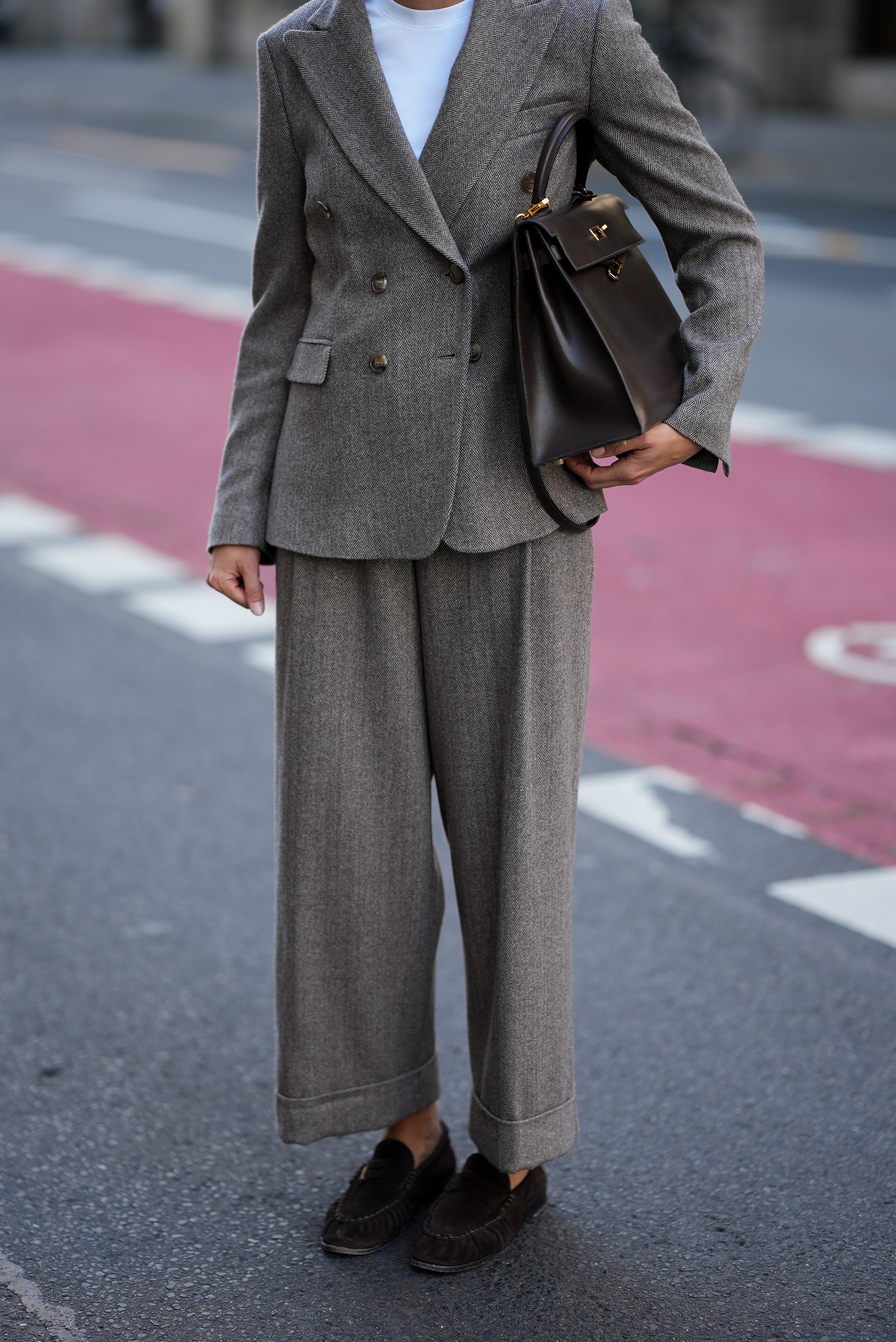 Straight trousers with button details in dark blue