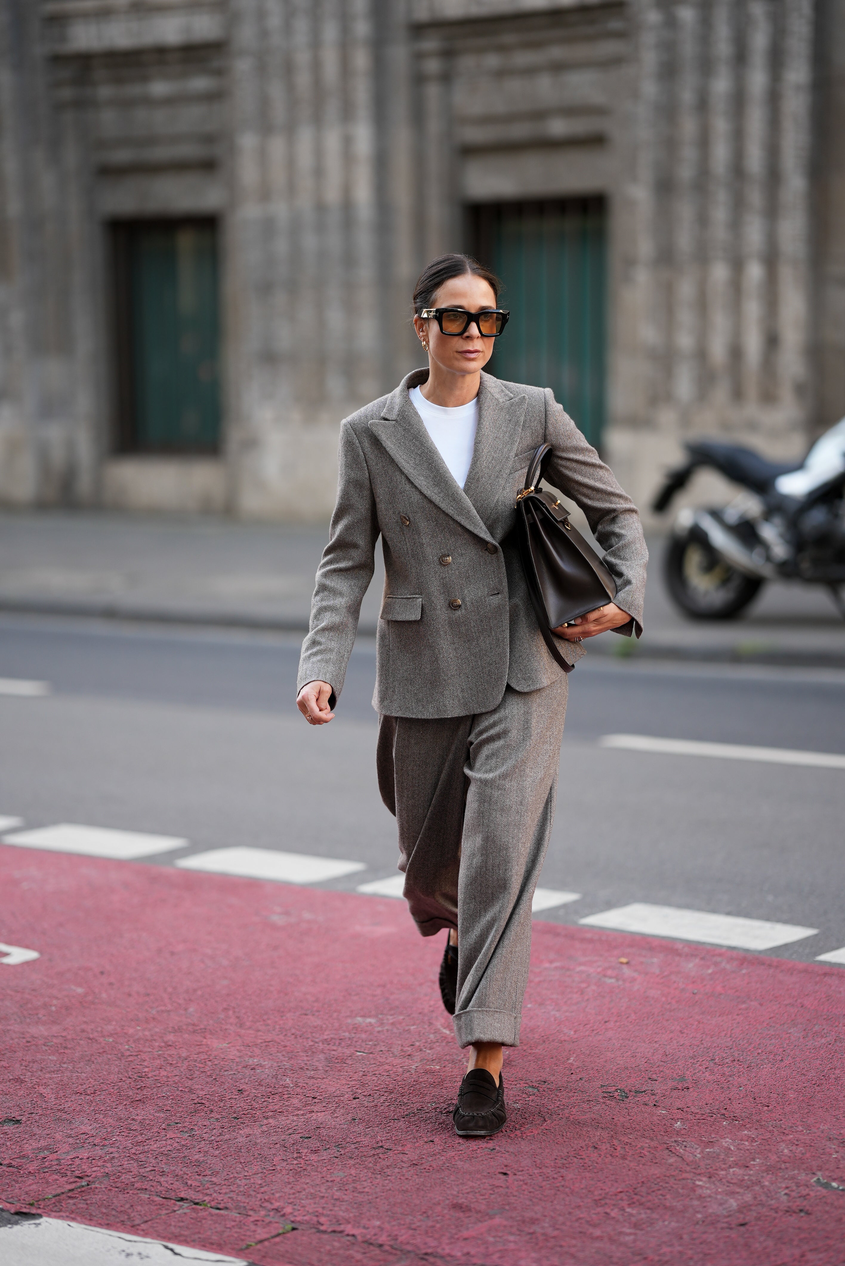 Straight trousers with button details in dark blue