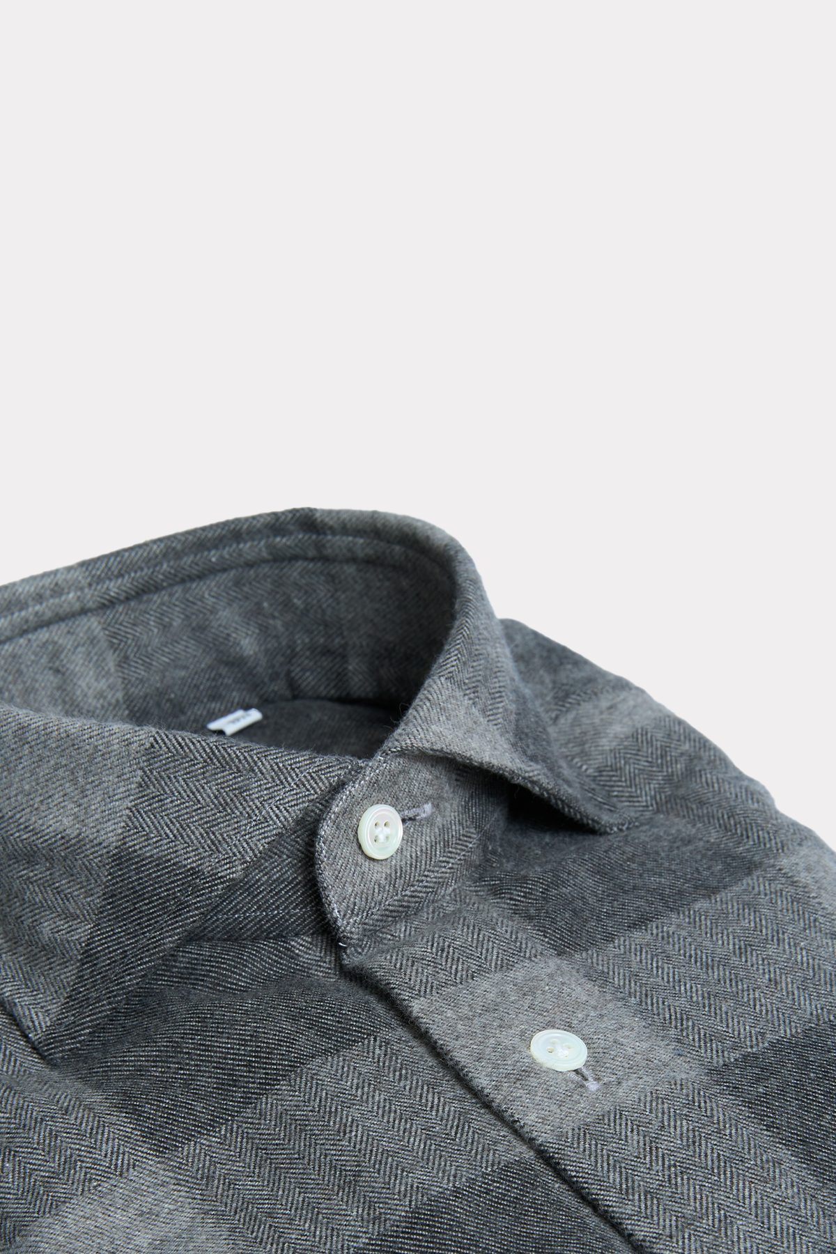 Flannel shirt in grey plaid