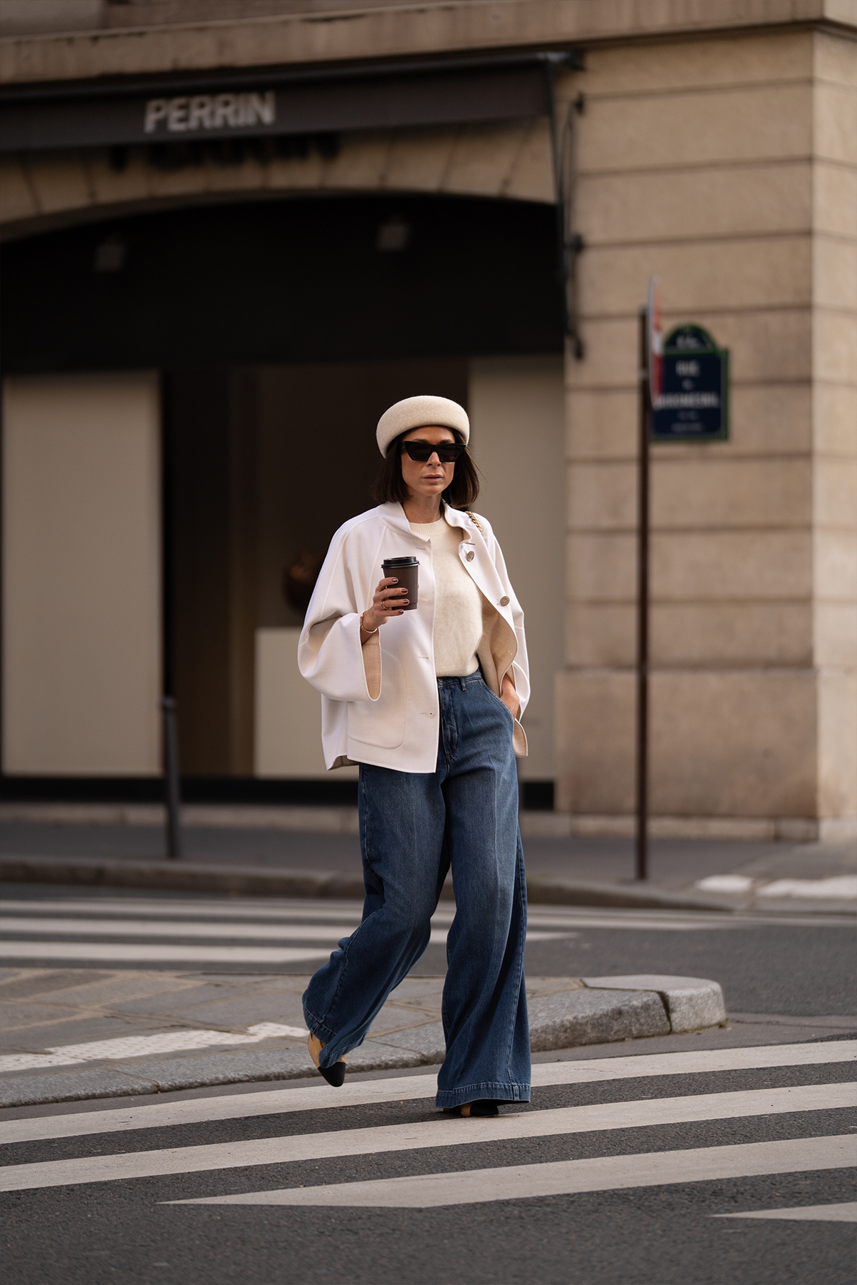 Geknöpfte Jacke in weiß