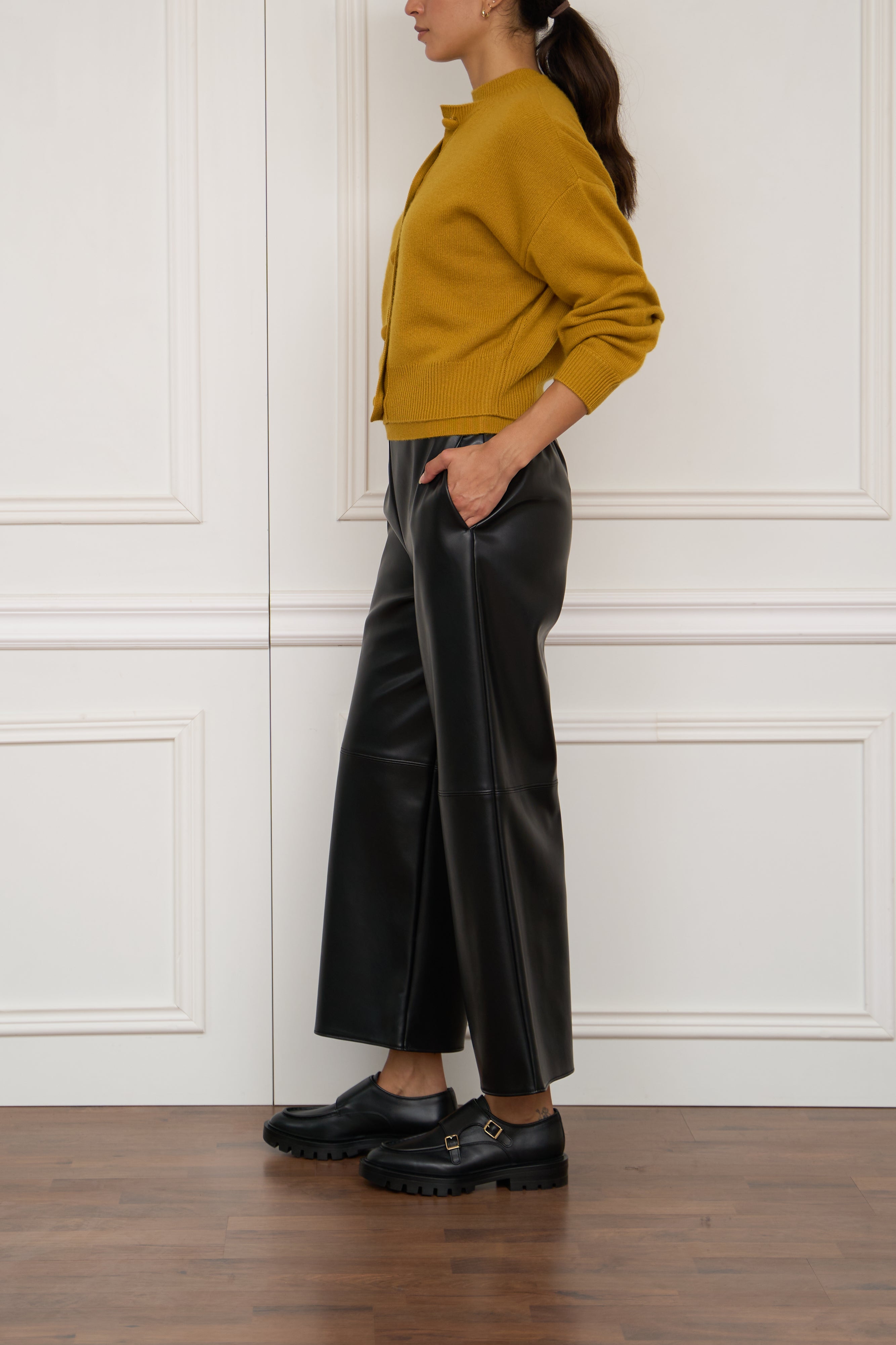 Kaschmir-Strickjacke in gelb