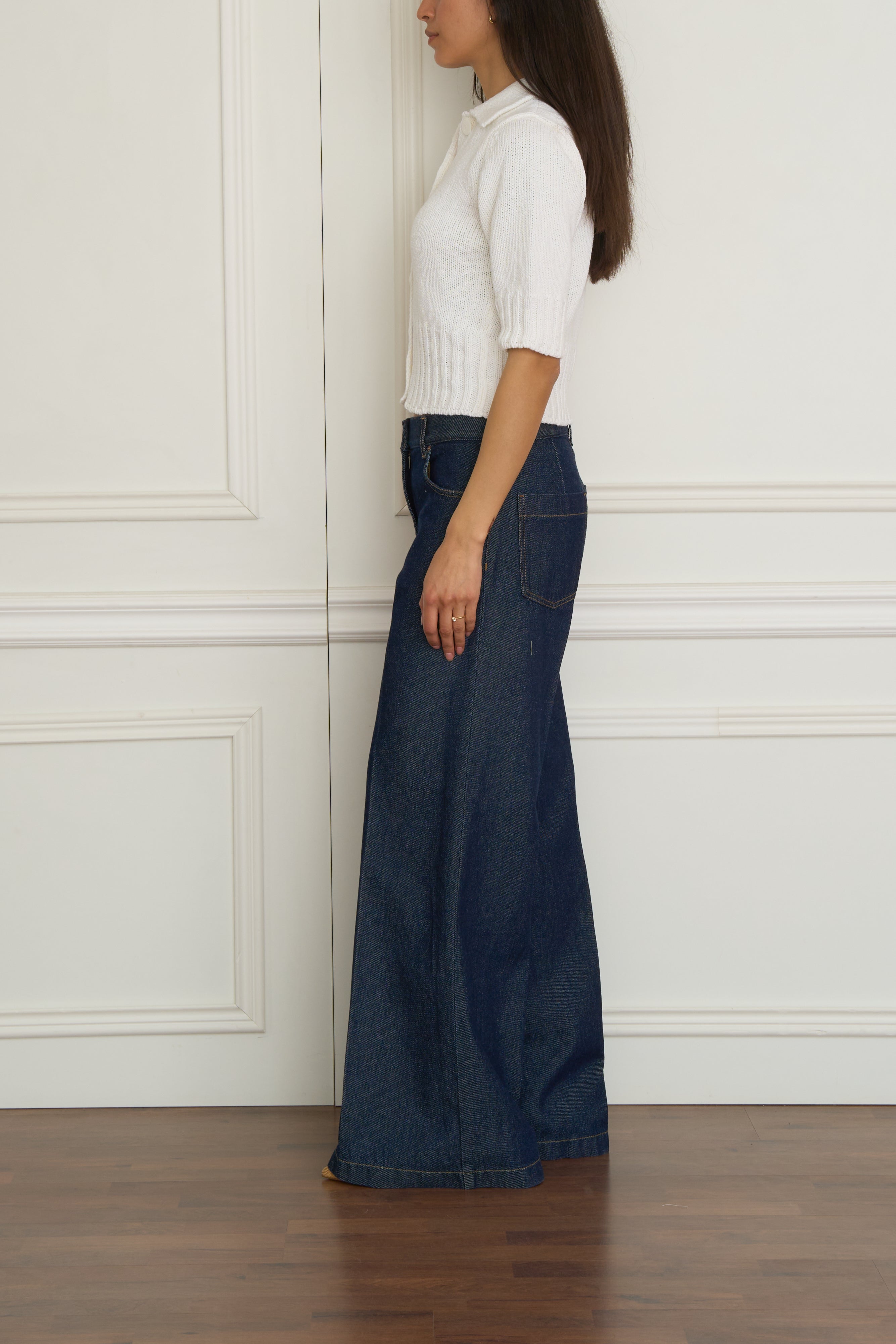 Kurzarm-Strickjacke in weiß