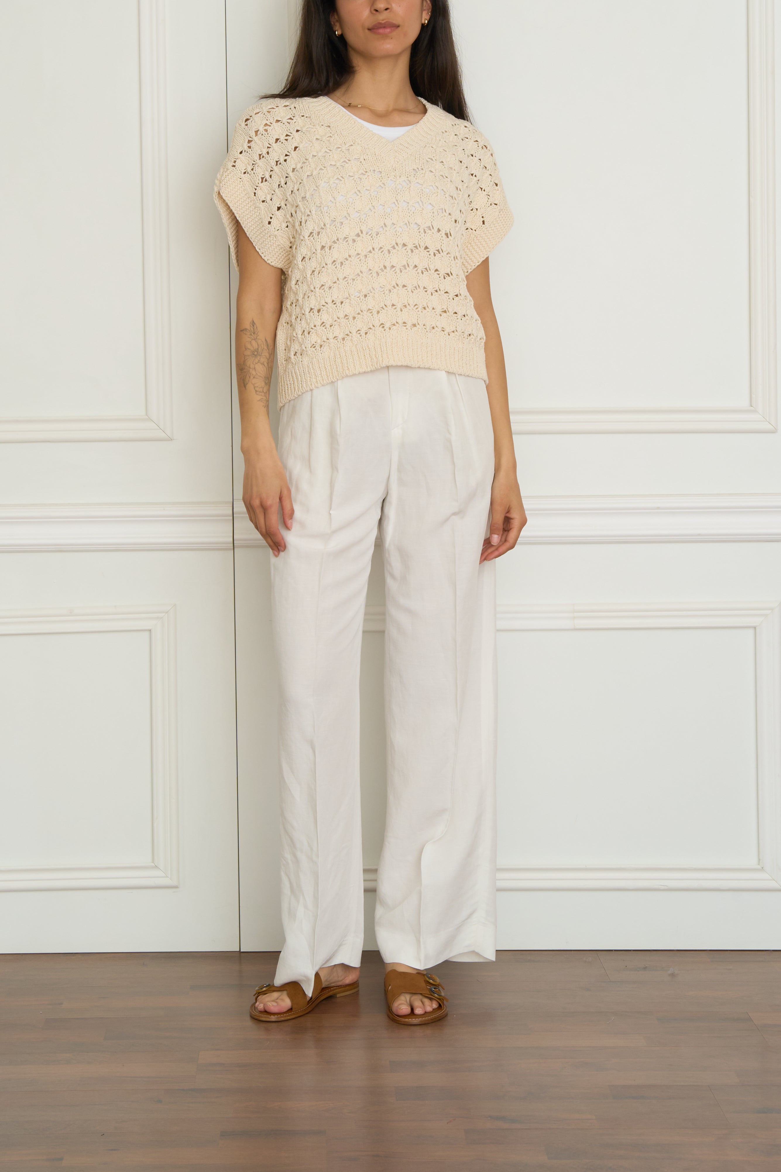 Gehäkelter Kurzarmpullover in beige