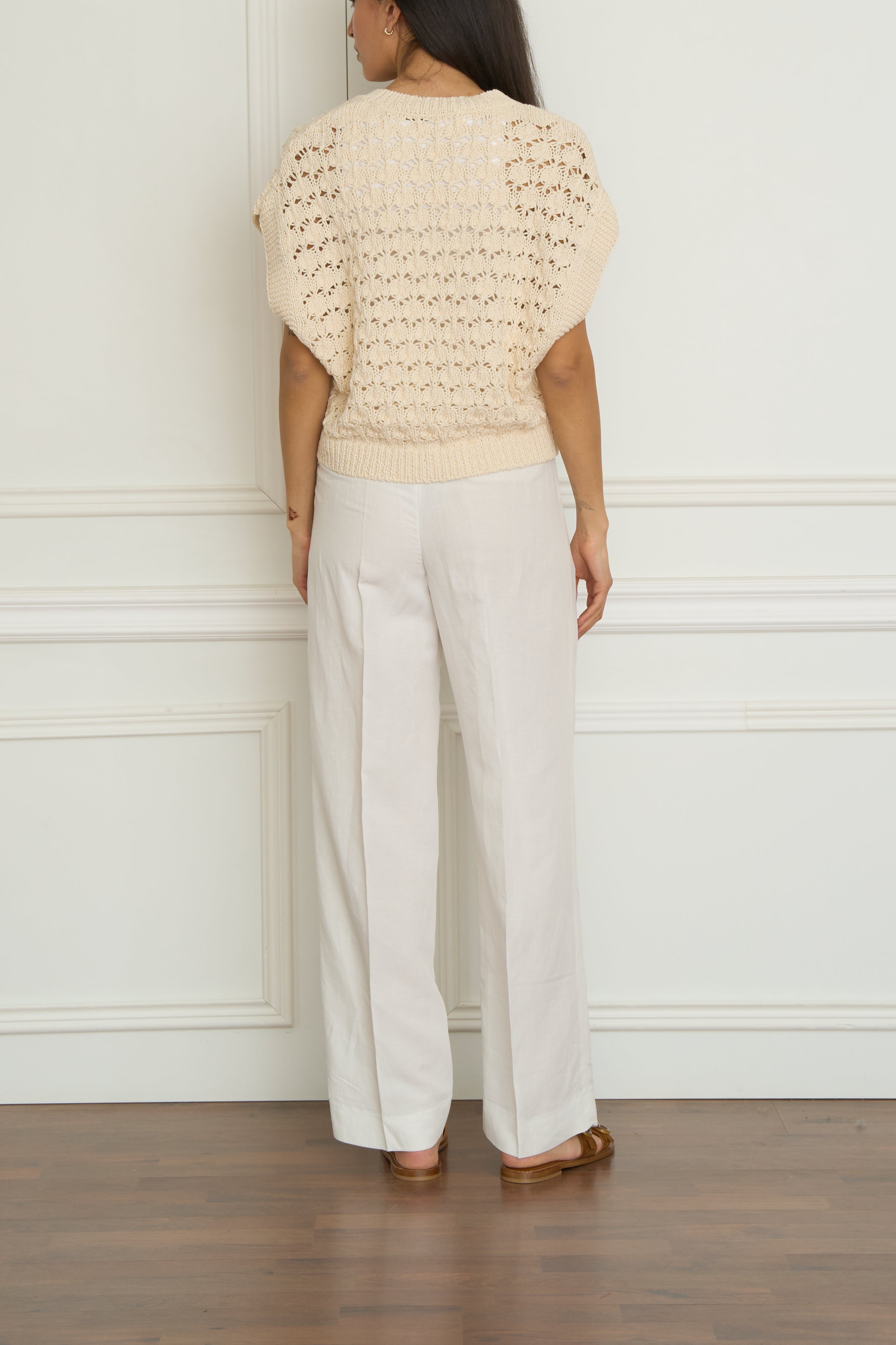 Gehäkelter Kurzarmpullover in beige