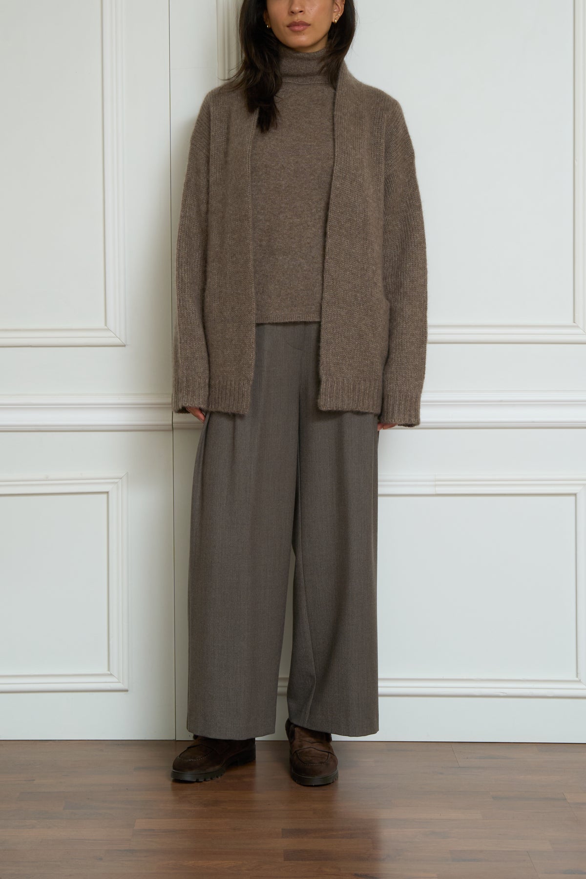 Strickjacke aus Kaschmir-Seide-Mix in braun
