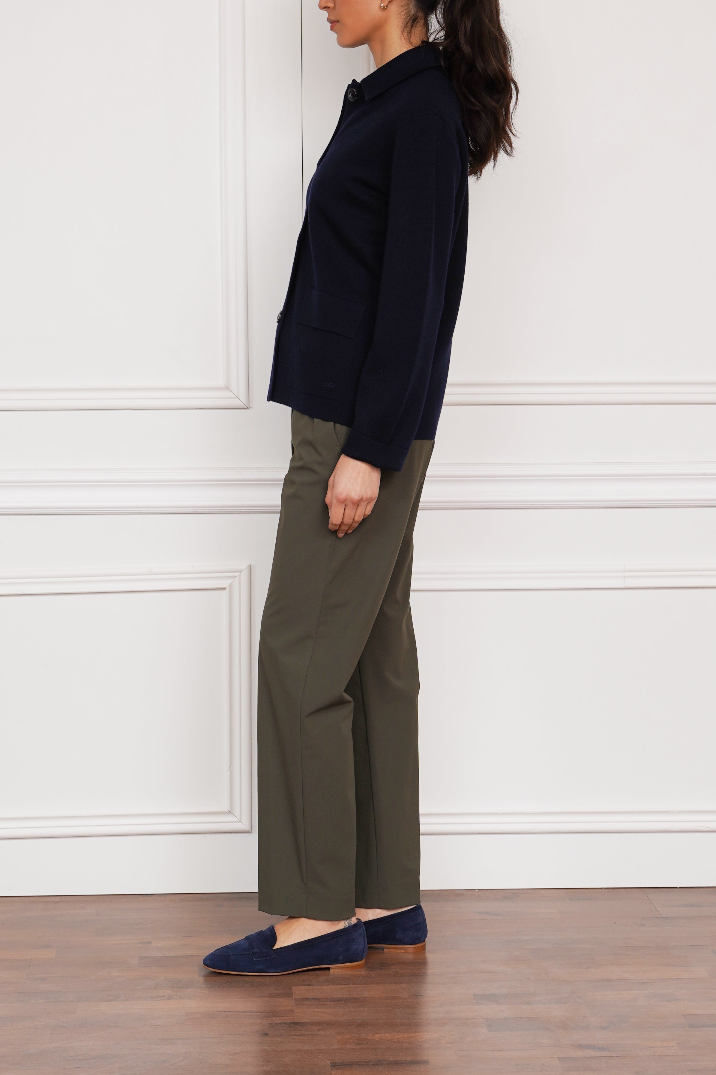 Strickjacke in marine